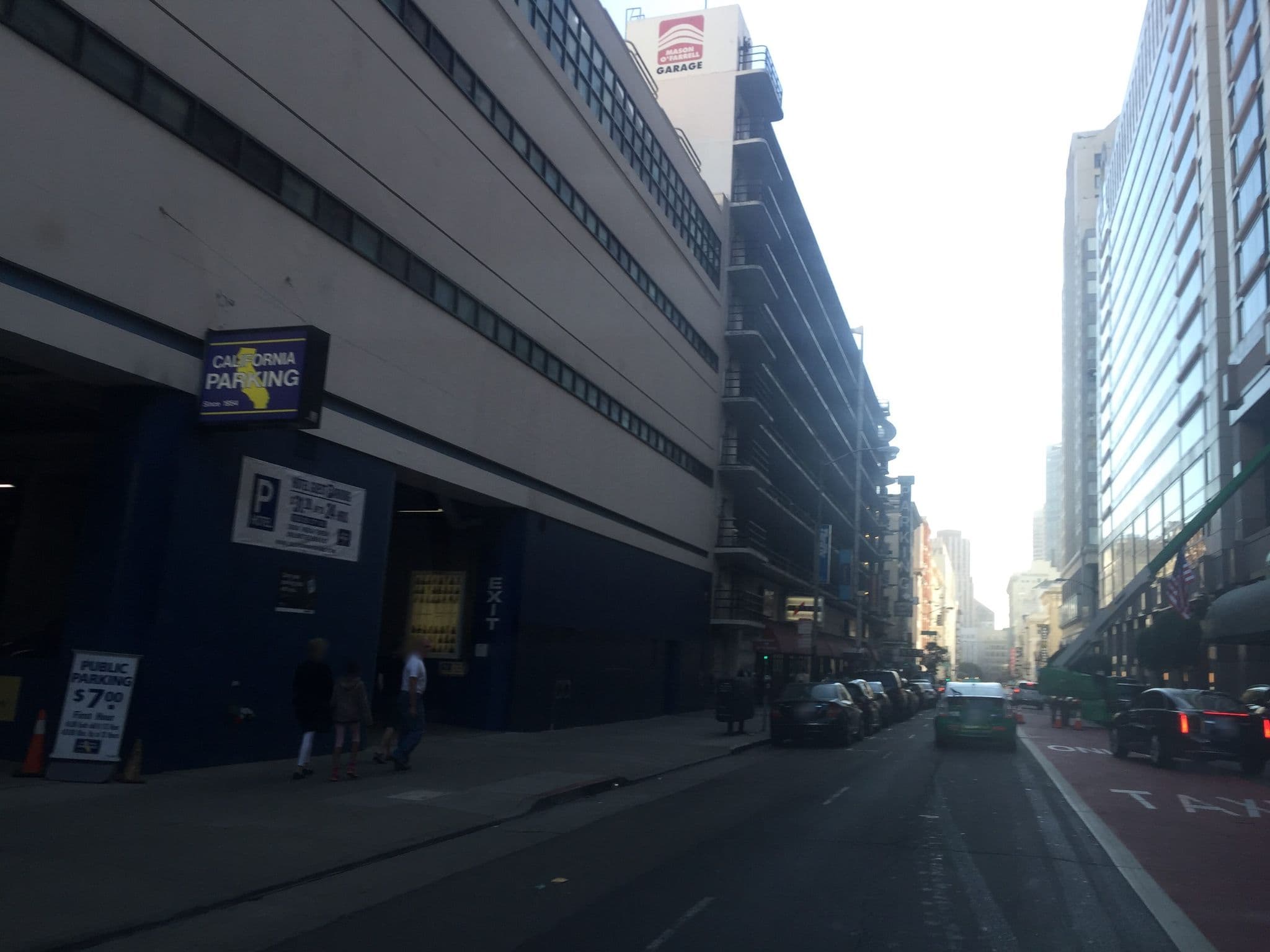 Street view near The Monacco Hotel, Chinatown — © canadarunner (CC BY-SA · Mapillary)