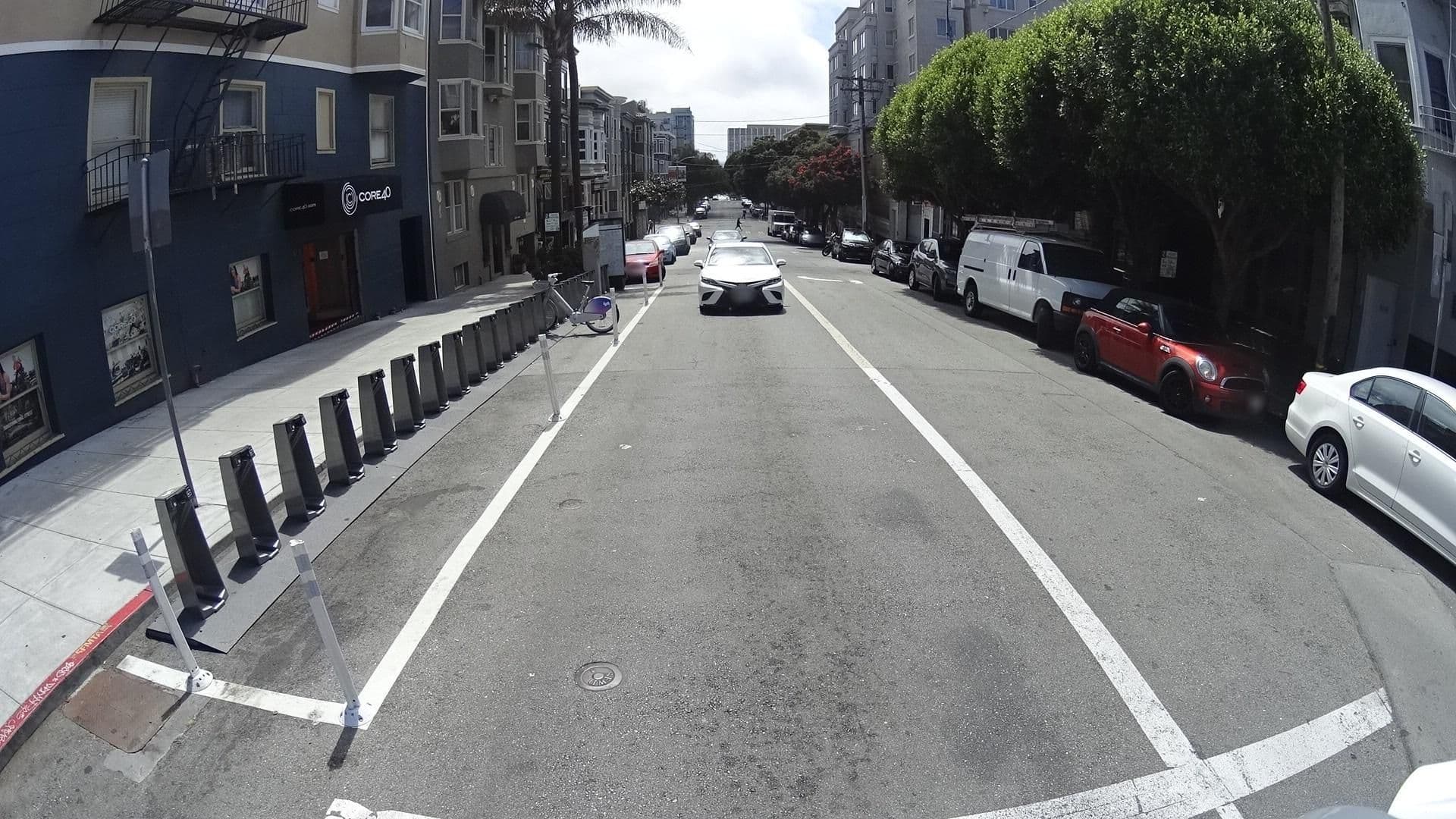 Street view near Cable Car Court Hotel, Chinatown — © marker_geo (CC BY-SA · Mapillary)