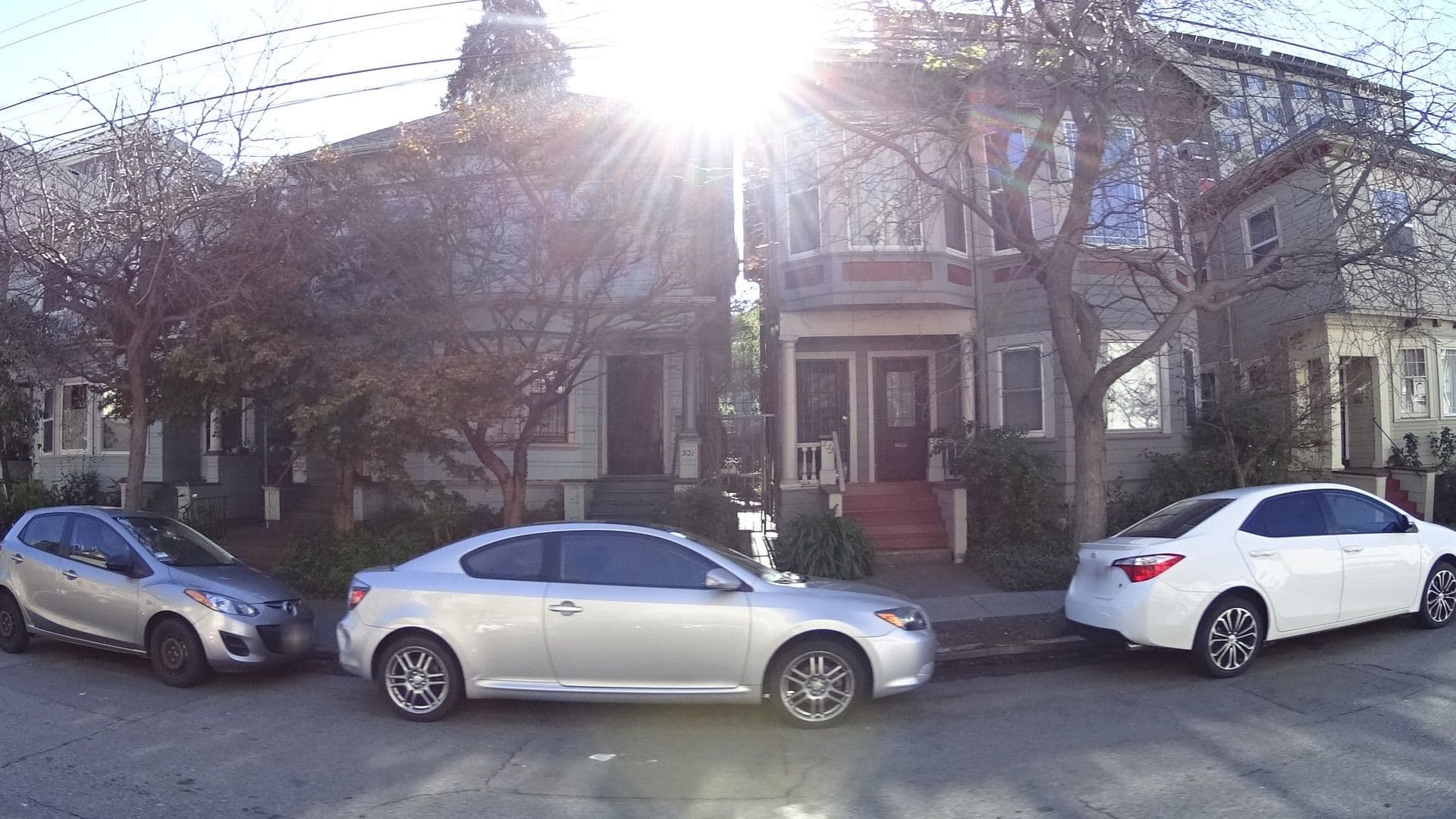 Street view near east bay lake tour, Oakland — © bhousel (CC BY-SA · Mapillary)