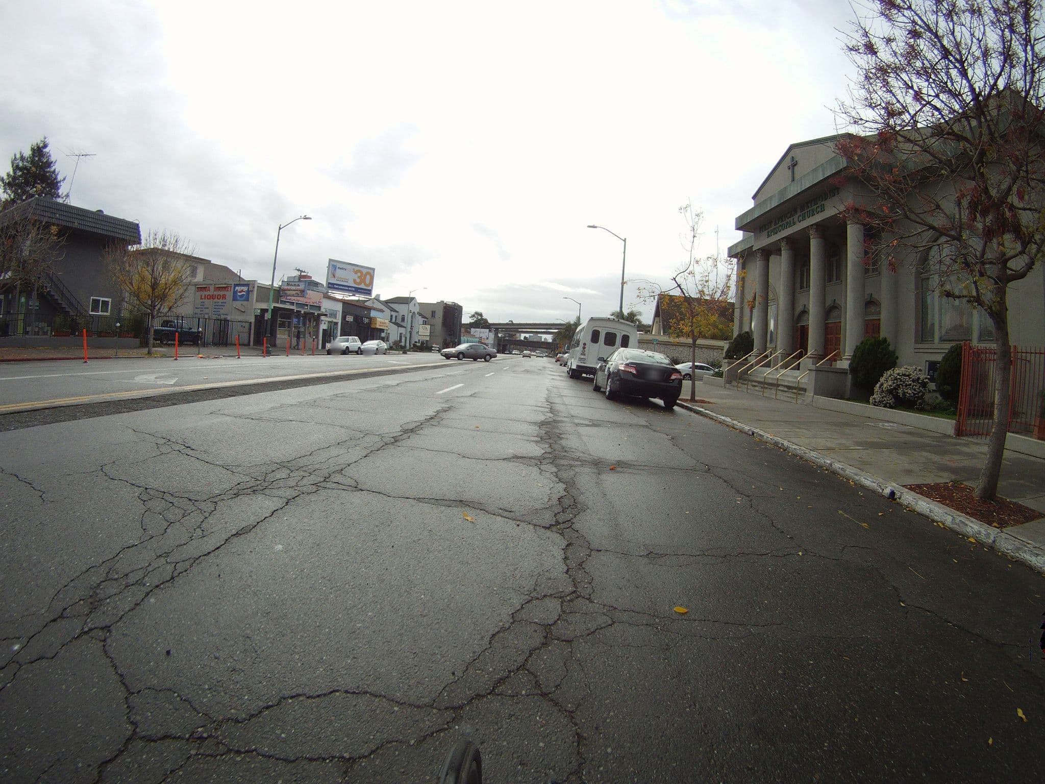 Street view near Regency Inn Oakland, Emeryville — © chrismcnally (CC BY-SA · Mapillary)