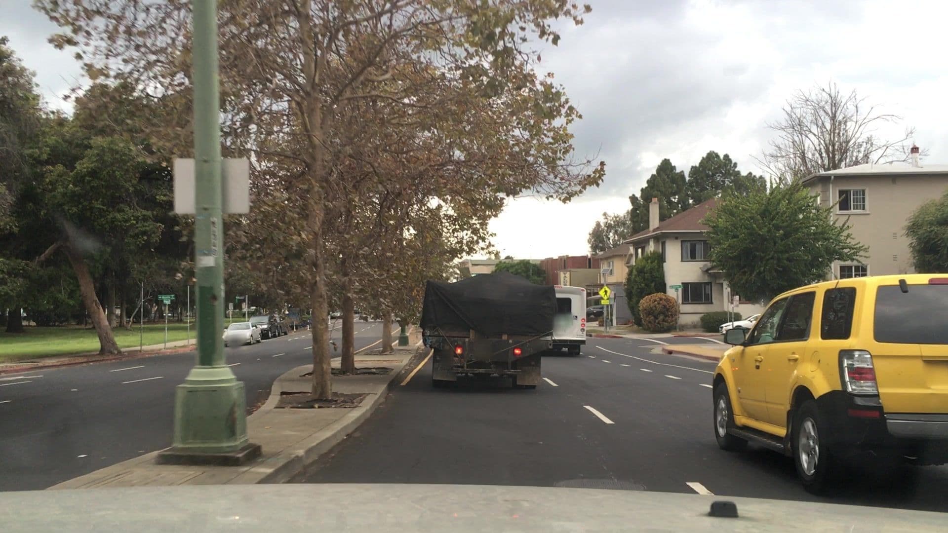 Street view near West Wind Lodge, Emeryville — © lvl5 (CC BY-SA · Mapillary)