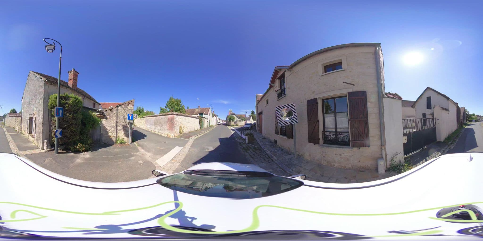 Street view near L'îlot au Bonheur, Achères-la-Forêt — © atchisson (CC BY-SA · Mapillary)