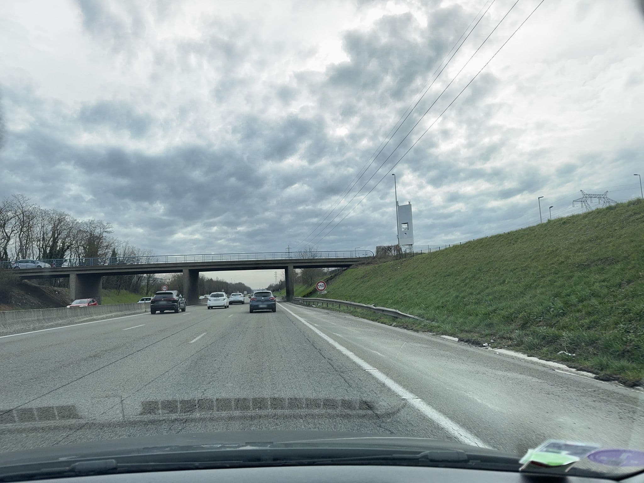 Street view near ACE Hôtel Paris Sud Villabé, Villabé — © jerome92370 (CC BY-SA · Mapillary)