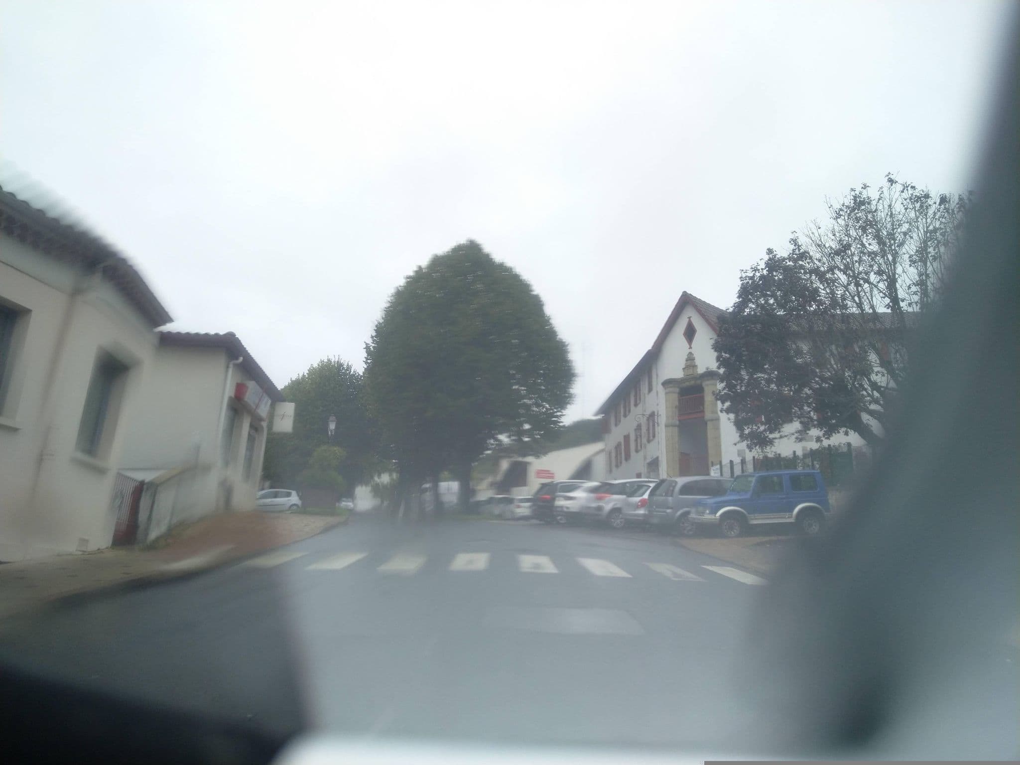 Street view near Hôtel-restaurant Argia, Hasparren — © floetcheto (CC BY-SA · Mapillary)