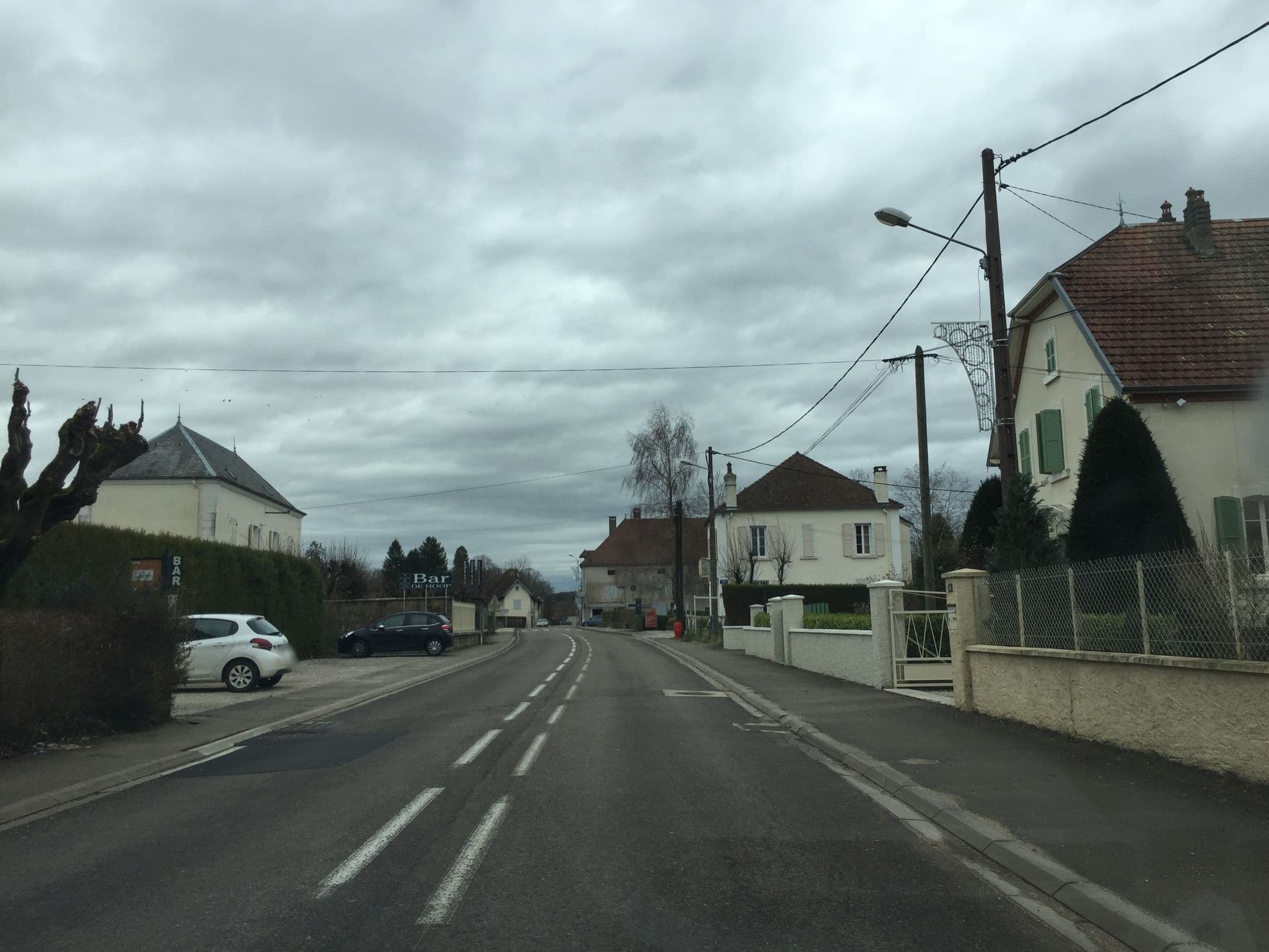 Street view near Arc en Sel, Arc-et-Senans — © thepriben (CC BY-SA · Mapillary)