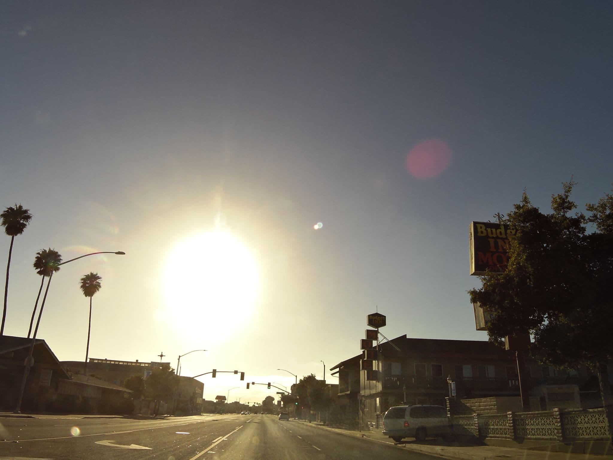 Street view near Budget Inn Motel of Salinas, Salinas — © andrewsnow (CC BY-SA · Mapillary)
