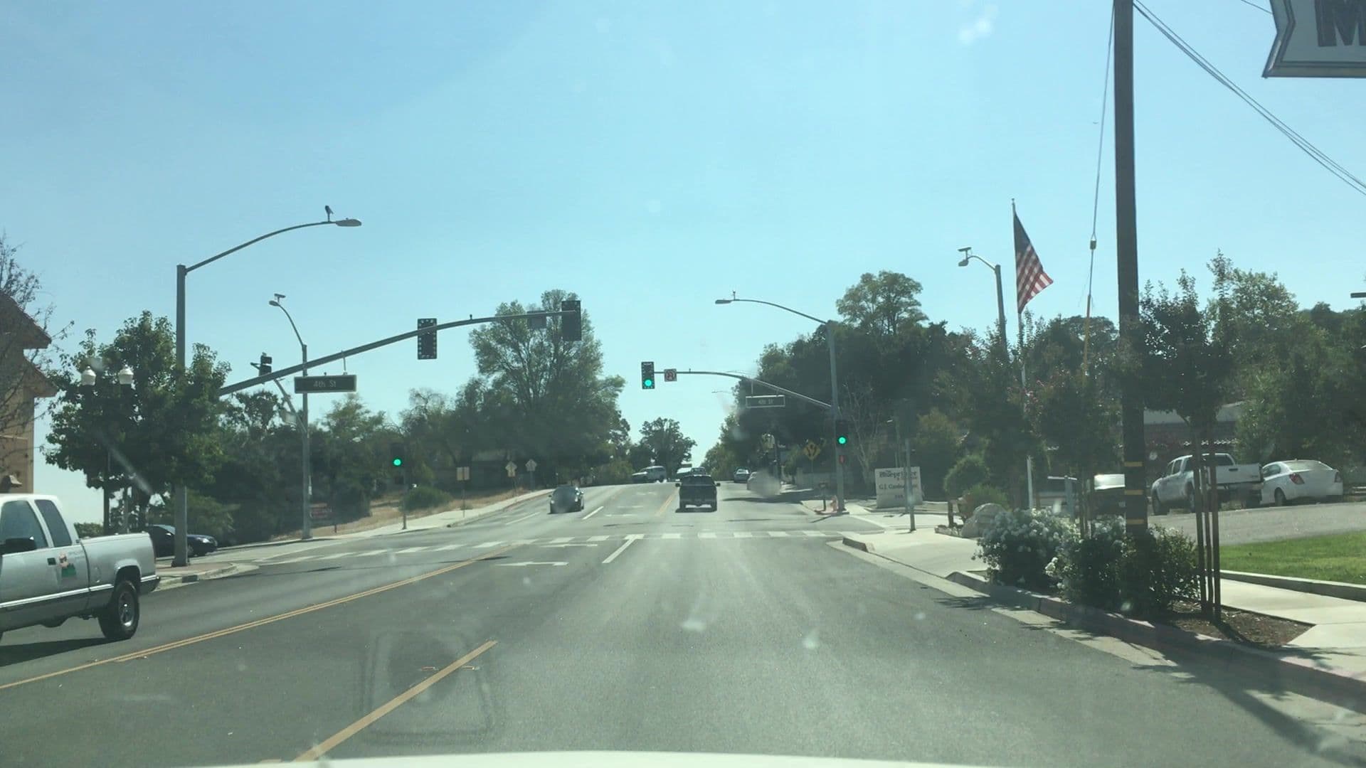 Street view near Farmhouse Motel, Paso Robles — © lvl5 (CC BY-SA · Mapillary)