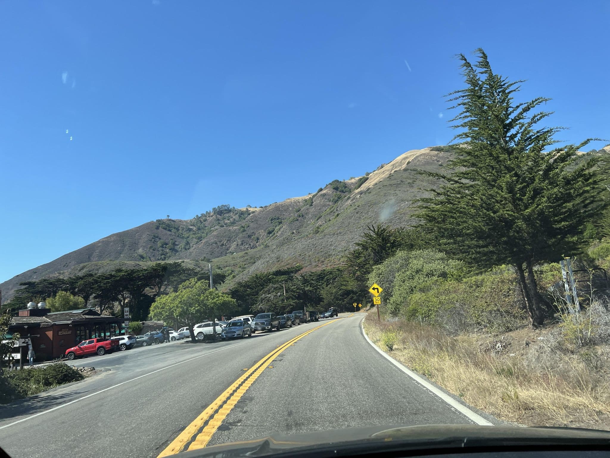 Street view near Ragged Pointe Inn & Resort, Cambria — © igorzo (CC BY-SA · Mapillary)