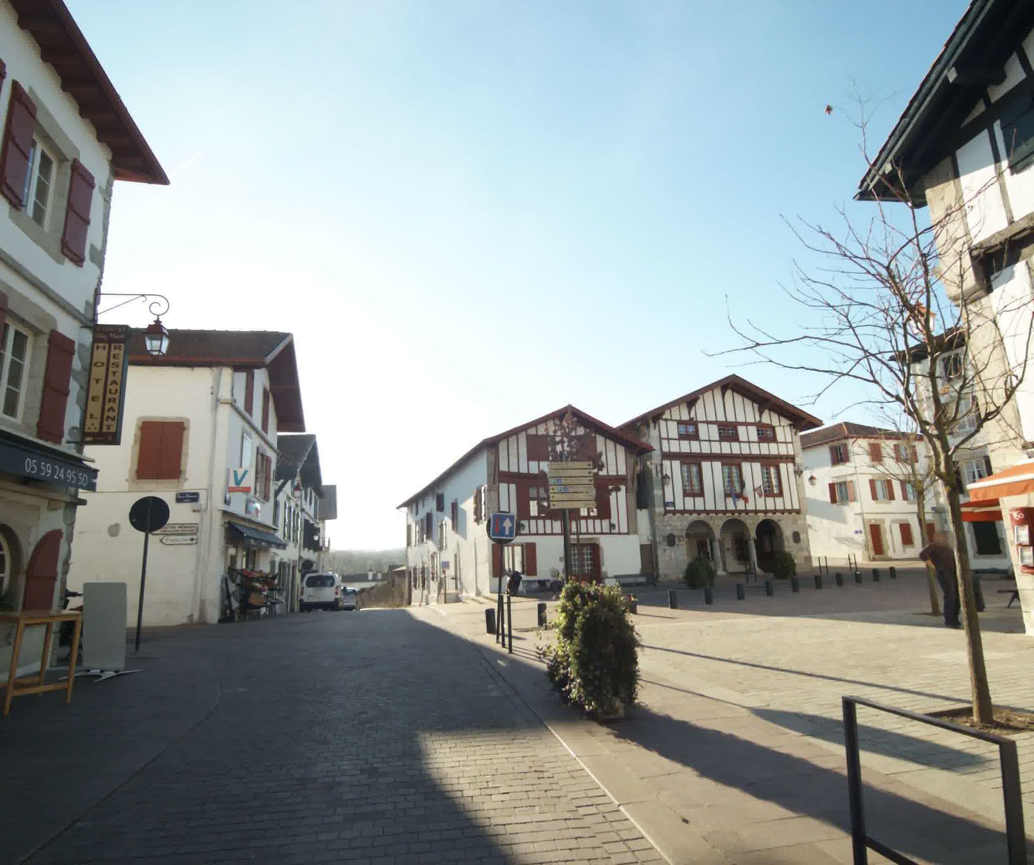 Street view near Chez Maité, Urrugne — © sogefi (CC BY-SA · Mapillary)