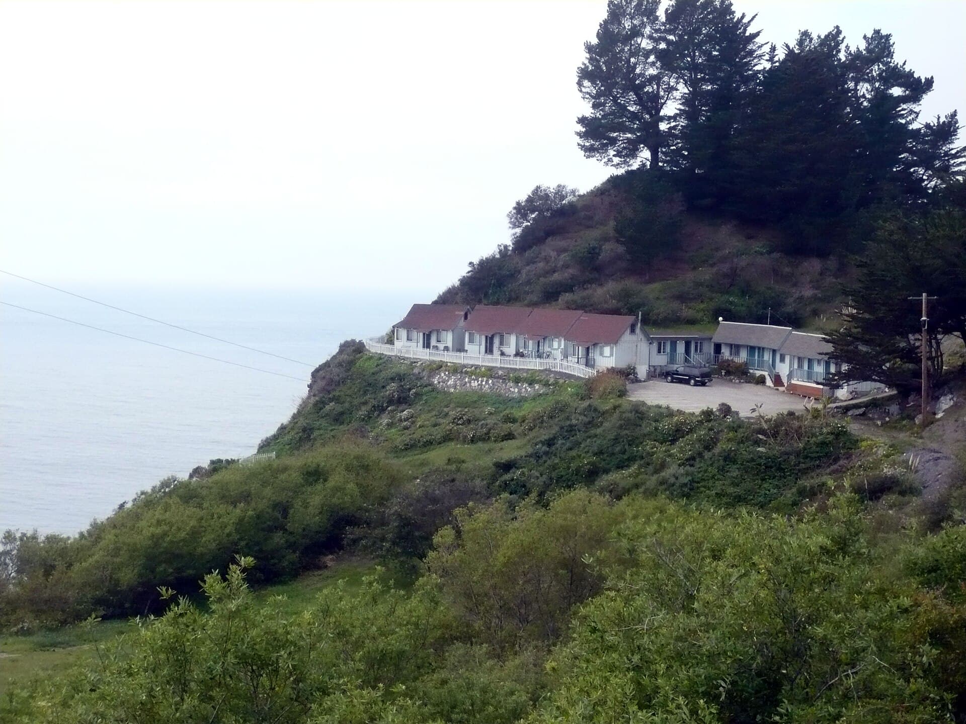 Lucia Lodge (via Wikimedia Commons, CC BY-SA 4.0)