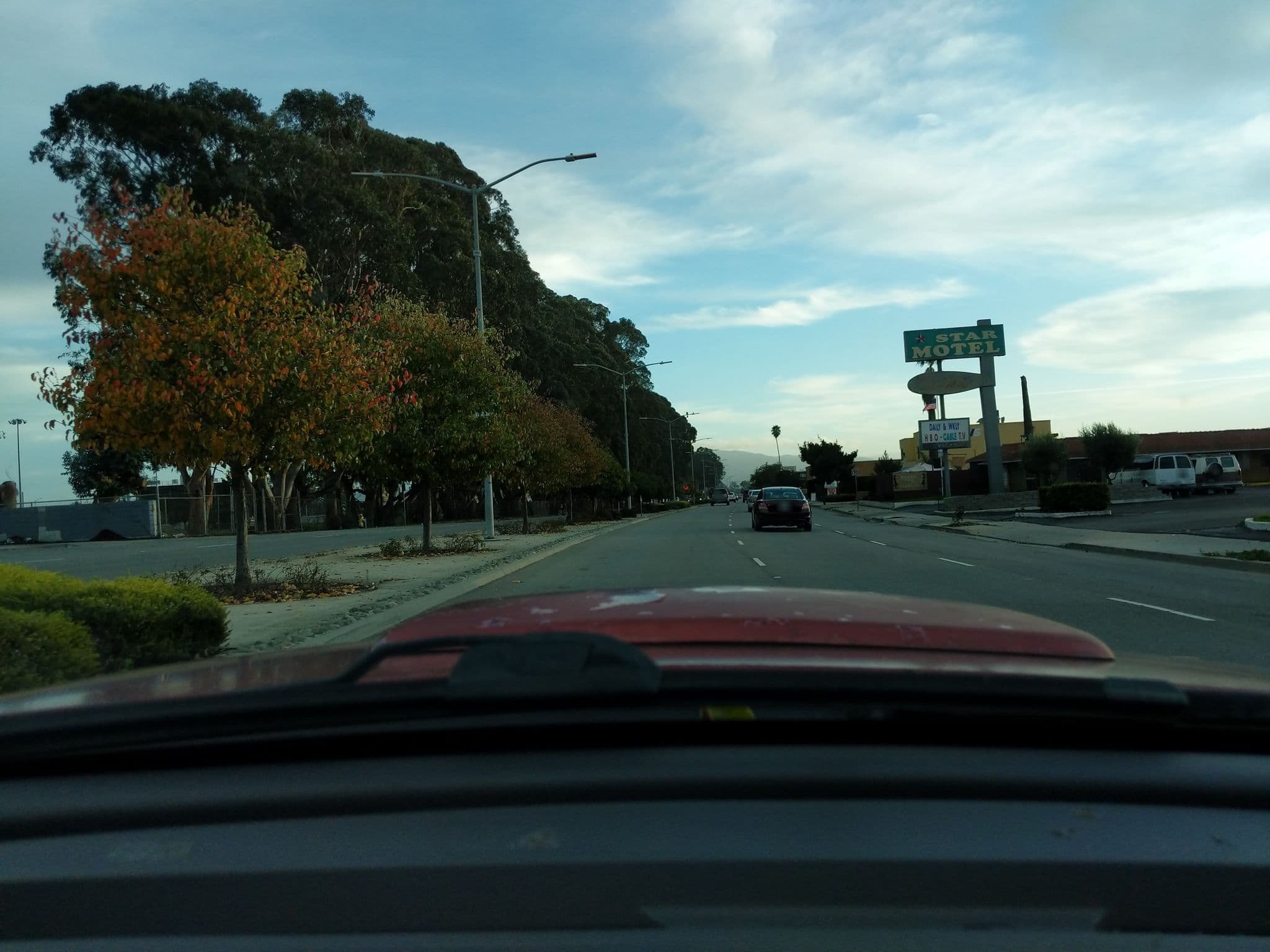 Street view near Continential, Boronda — © gizmomdk (CC BY-SA · Mapillary)