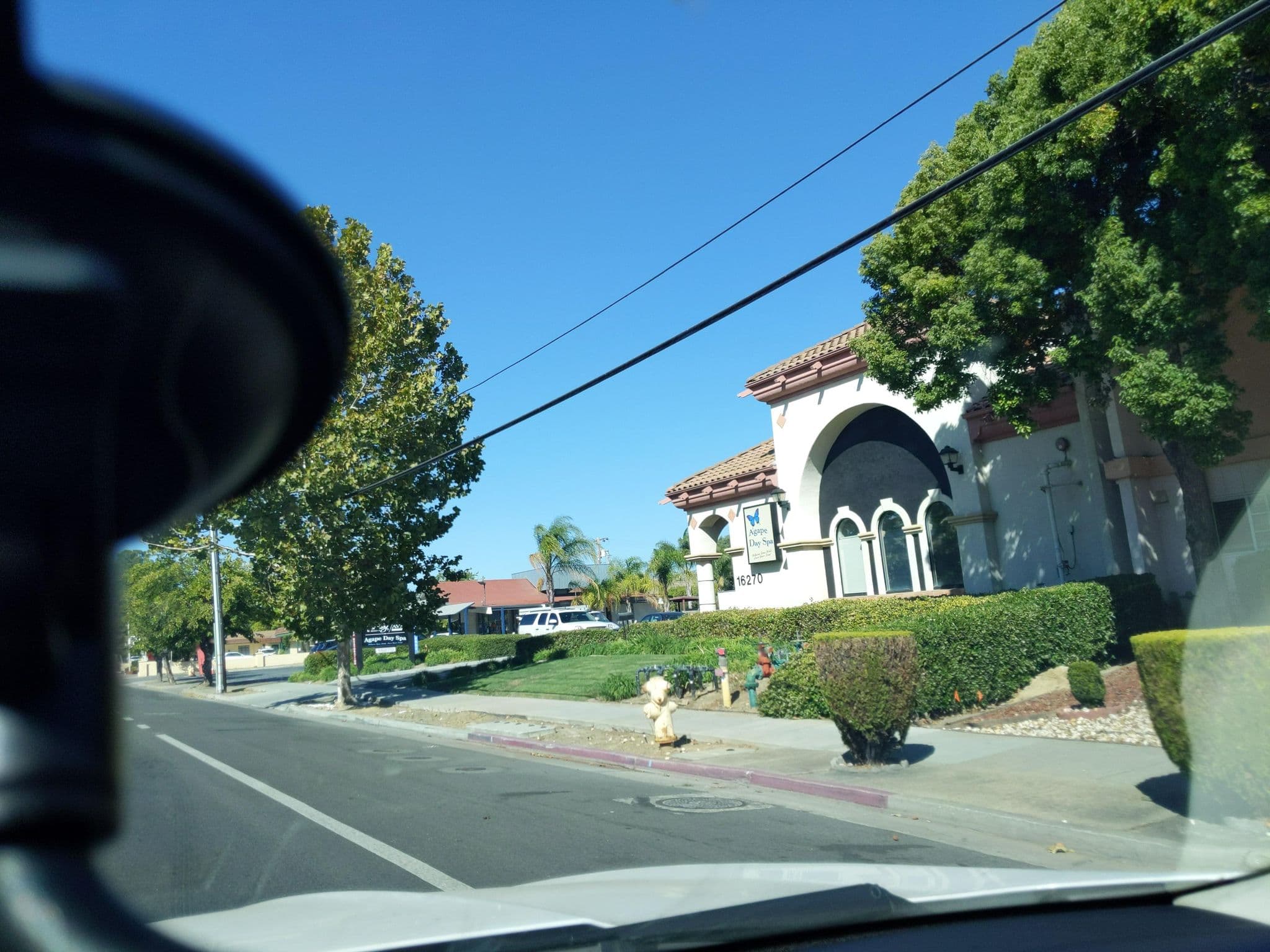 Street view near Morgahill Motel, Morgan Hill — © nikkidiaz (CC BY-SA · Mapillary)