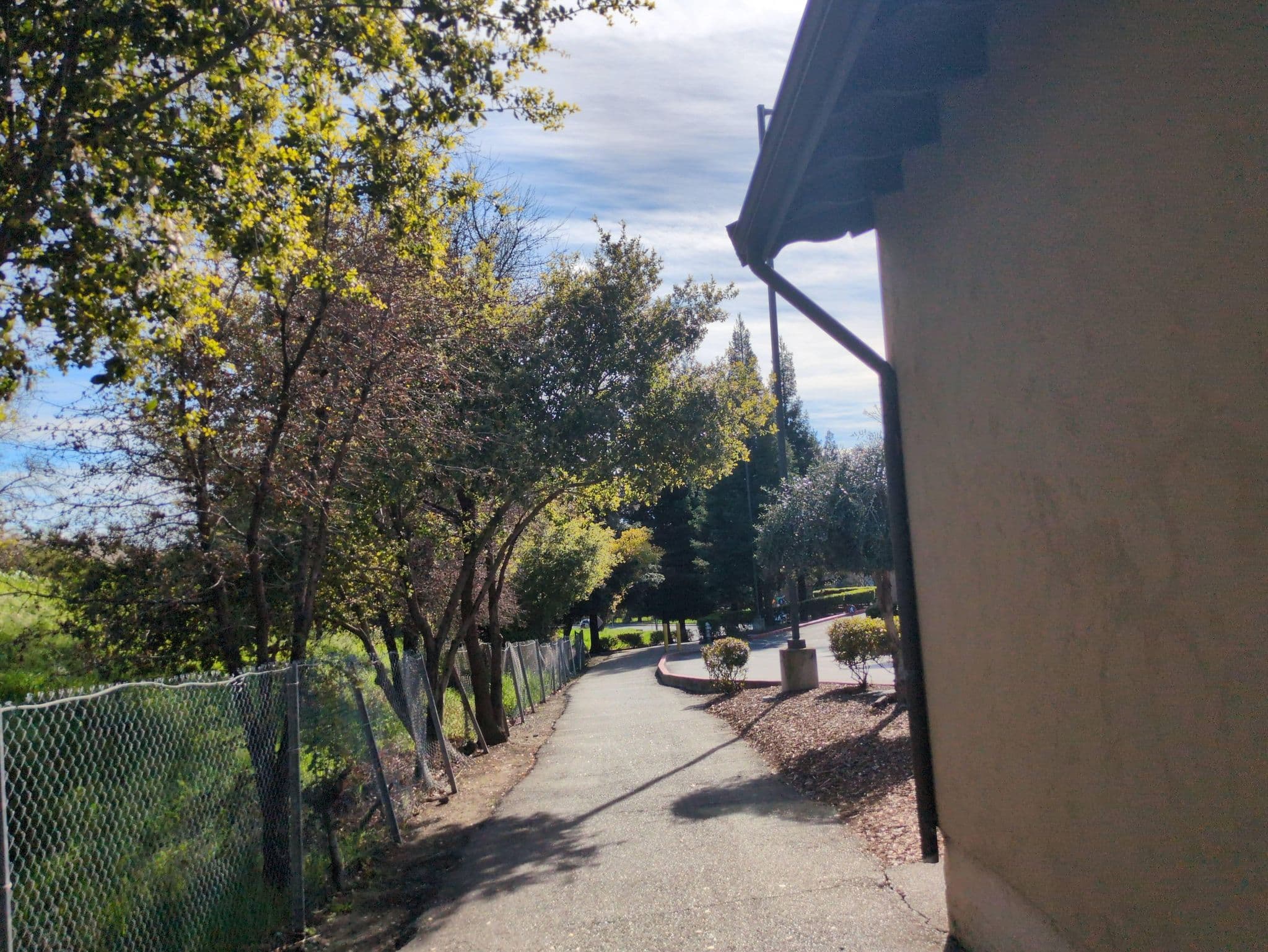 Street view near Urban Commons, West Sacramento — © keen-gear (CC BY-SA · Mapillary)