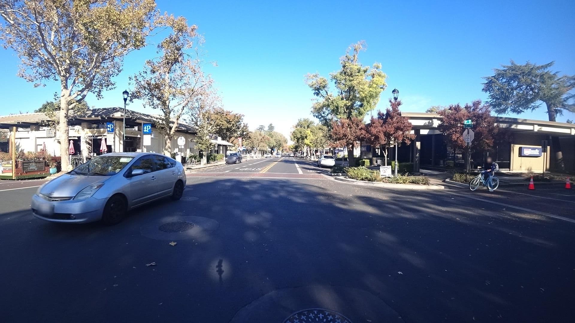 Street view near Microtel Inn Davis, Davis — © marker_geo (CC BY-SA · Mapillary)