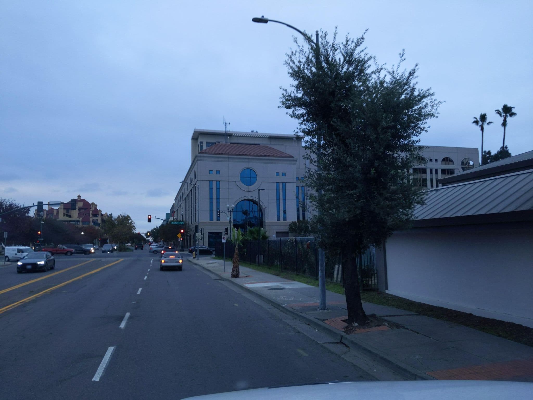 Street view near Motel 6, Stockton — © Anthrico (CC BY-SA · Mapillary)