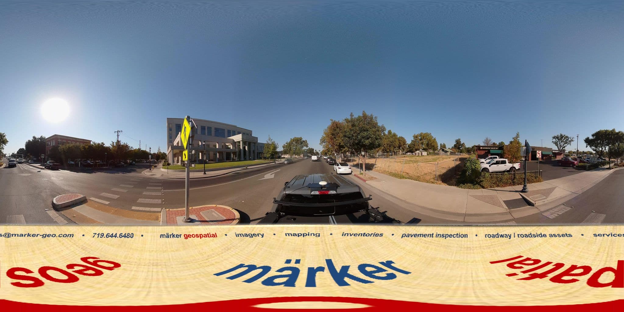Street view near Budget Inn Woodland, Woodland — © marker_geo1 (CC BY-SA · Mapillary)