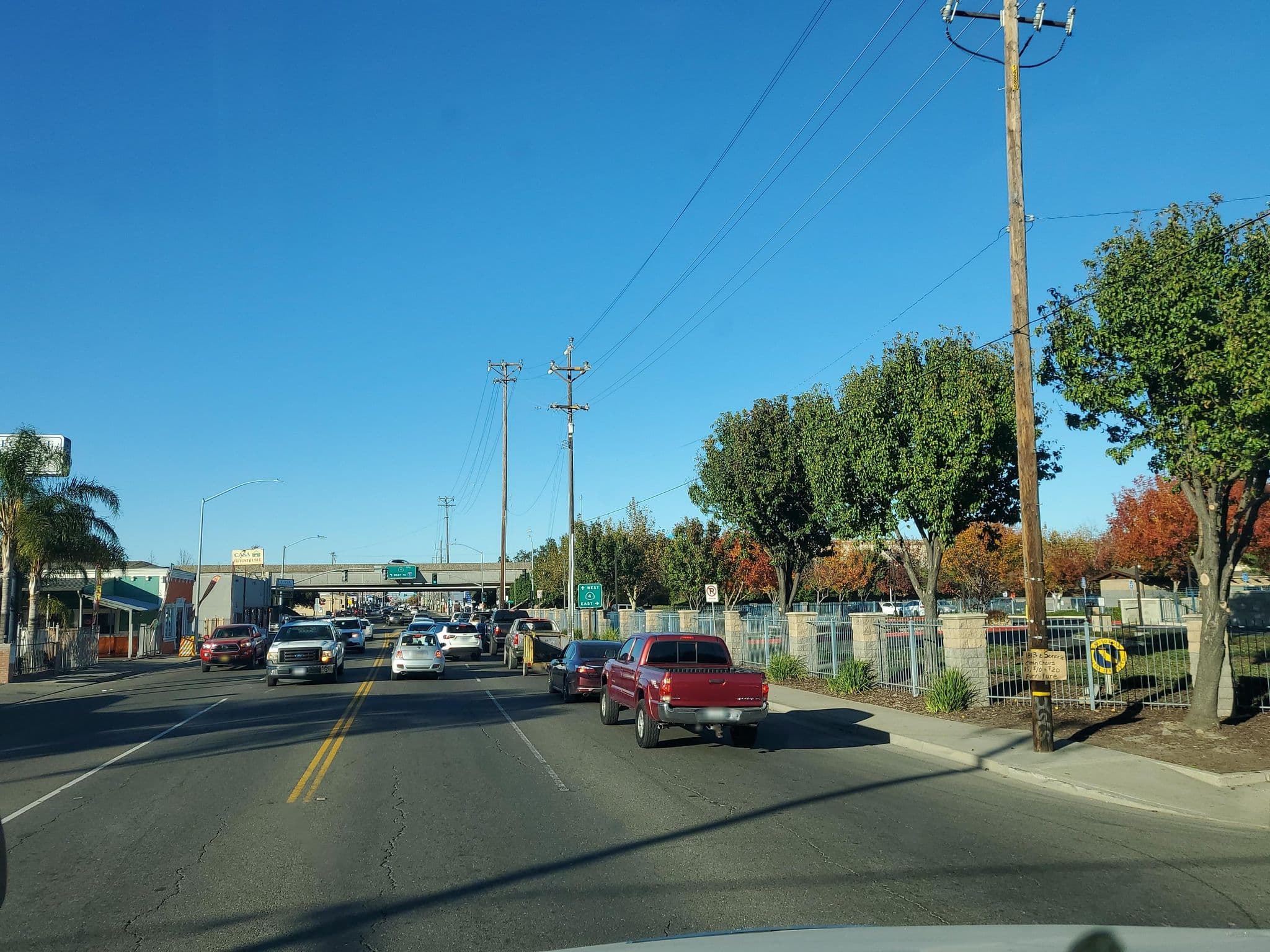 Street view near Rodeway Inn, Stockton — © Anthrico (CC BY-SA · Mapillary)