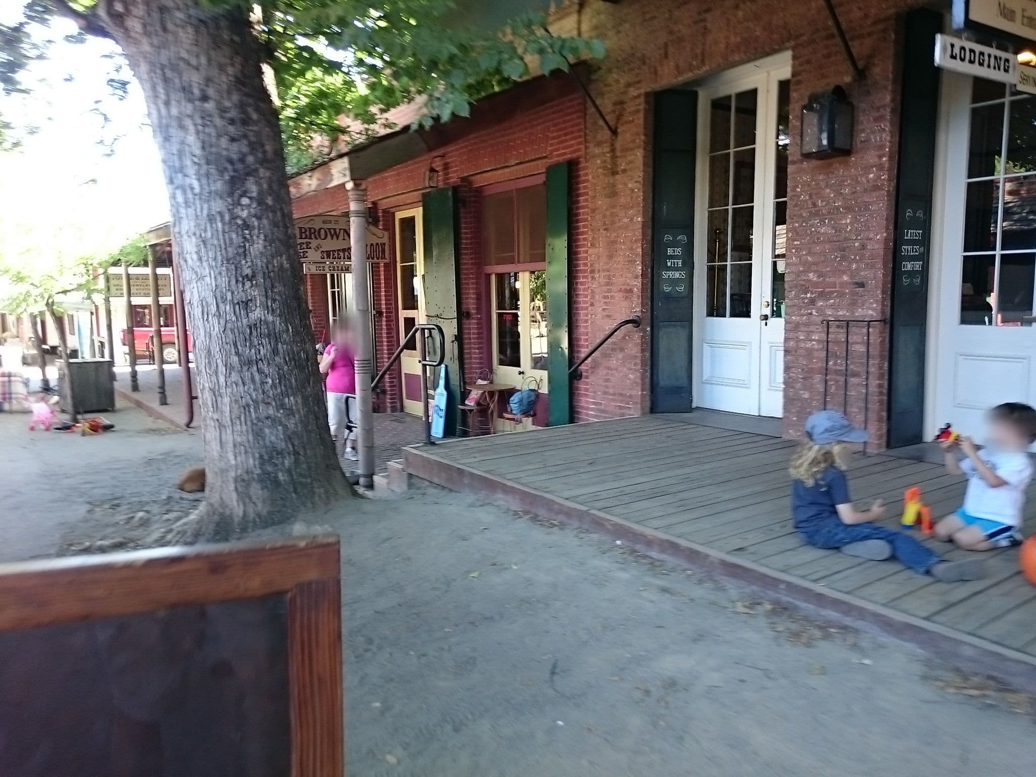 Street view near City Hotel Restaurant, Lodging & Saloon, Sonora — © voschix (CC BY-SA · Mapillary)