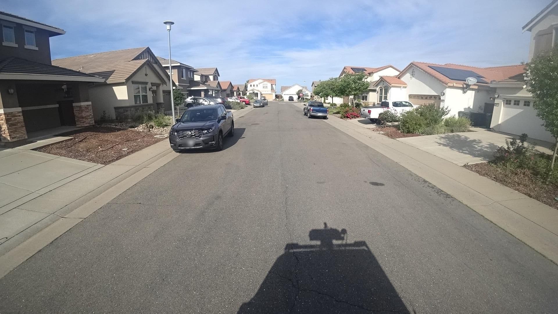 Street view near Where the King and Queen rest their heads, Gold River — © marker_geo (CC BY-SA · Mapillary)