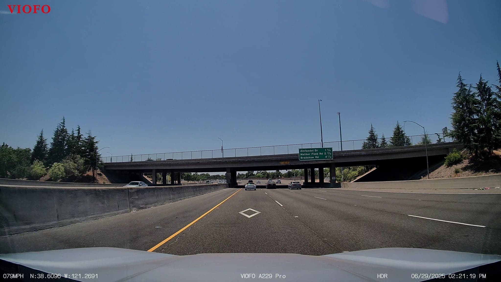 Street view near Hawthorn Suites Gold River, Gold River — © juzza (CC BY-SA · Mapillary)