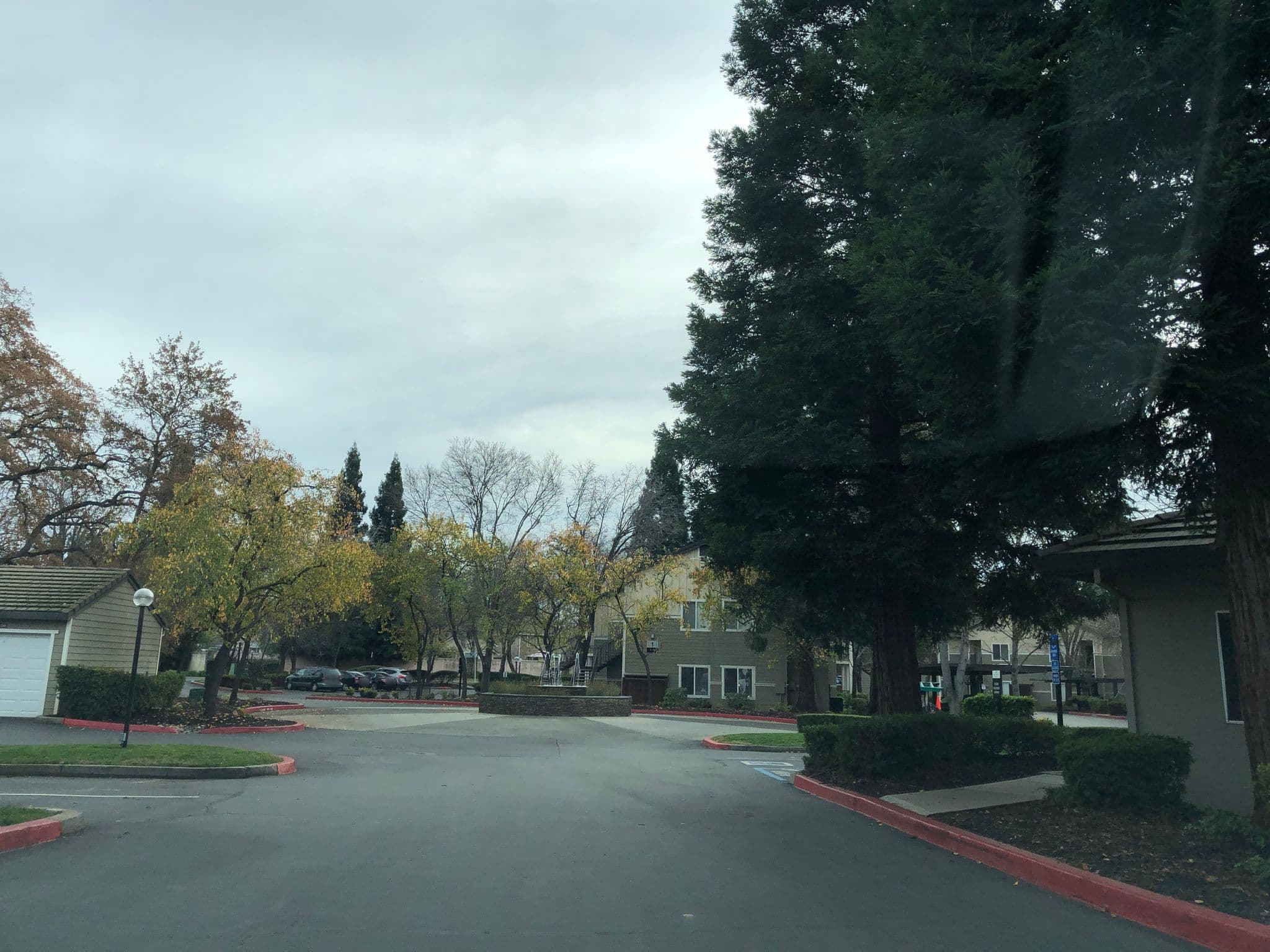 Street view near Waterford Place, Folsom — © casecorn (CC BY-SA · Mapillary)