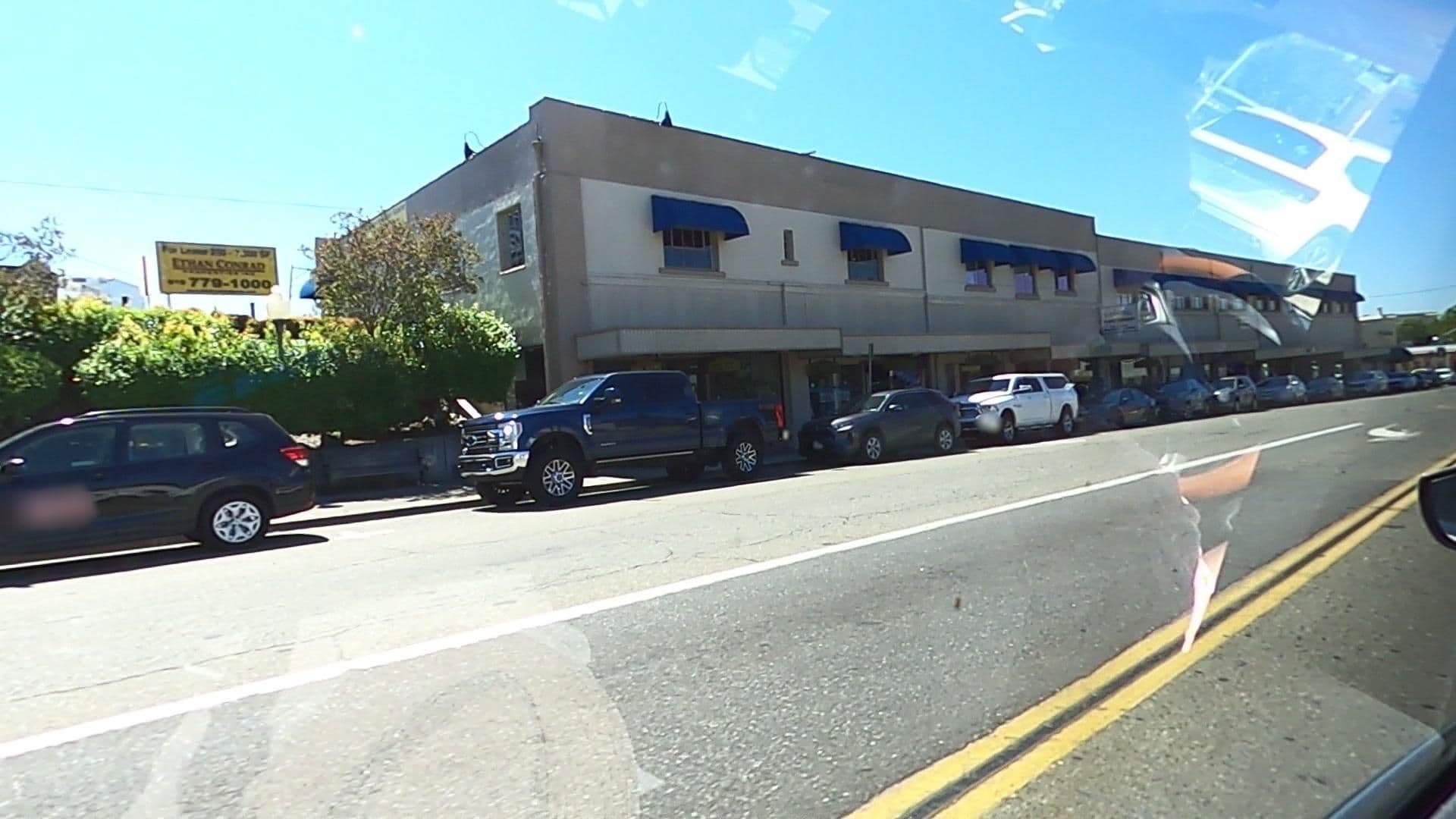 Street view near Power's Mansion Inn, North Auburn — © CycleMaster (CC BY-SA · Mapillary)