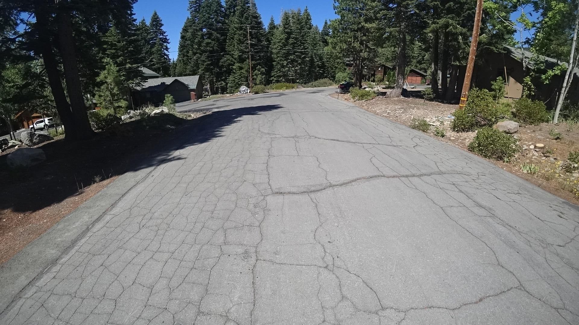 Street view near Dove Way, Dollar Point — © marker_geo (CC BY-SA · Mapillary)