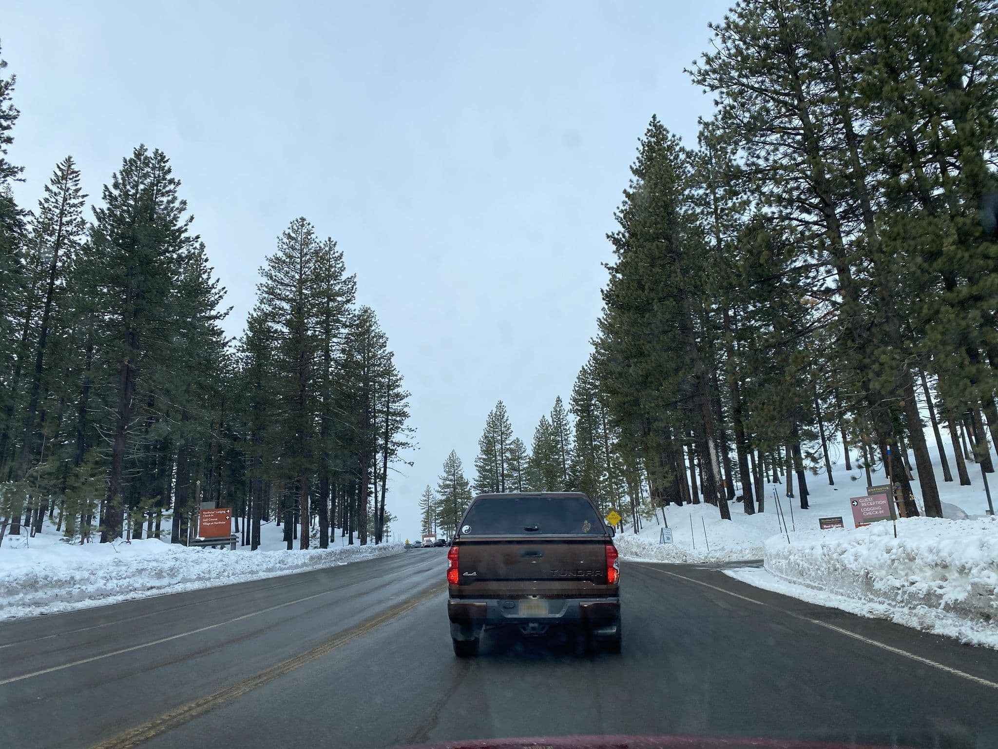 Street view near Northstar Downhill Mountain Bike Resort, Tahoe Vista — © eneerhut (CC BY-SA · Mapillary)