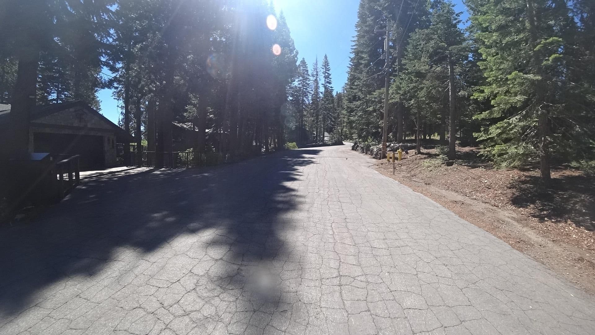 Street view near Quail Creek Cabin, Tahoma — © marker_geo (CC BY-SA · Mapillary)