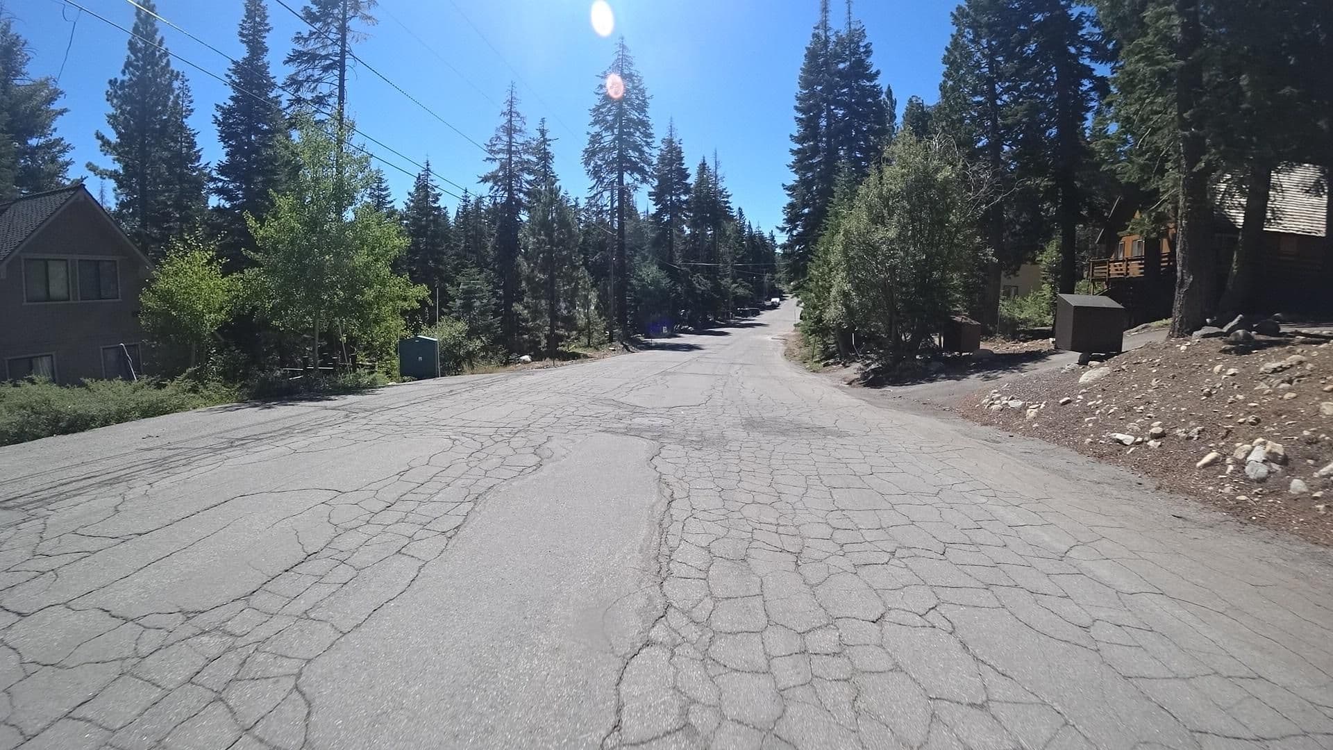 Street view near Vacasa Rentals: Chamberlands Lakeview Treehouse, Tahoma — © marker_geo (CC BY-SA · Mapillary)