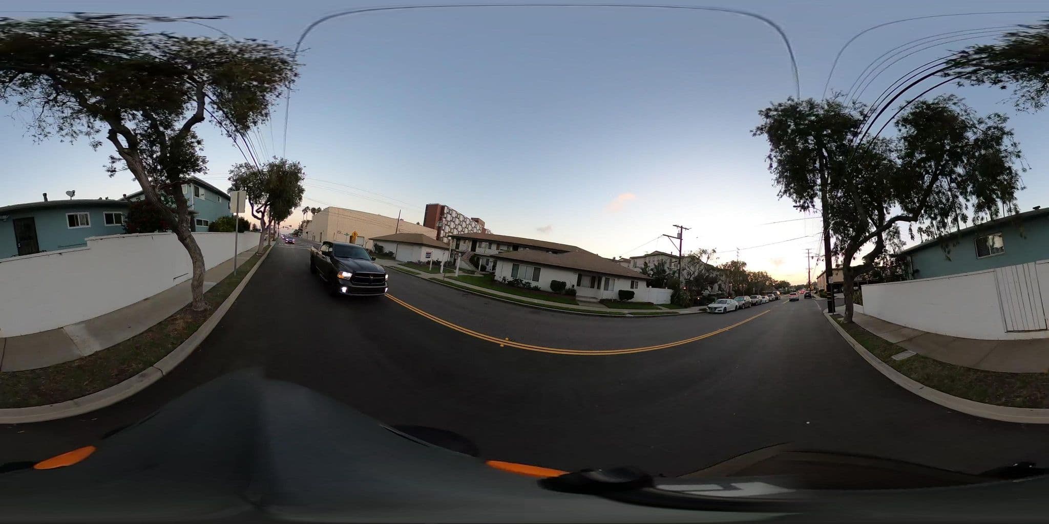 Street view near Hacienda Hotel Toilet, El Segundo — © beddy (CC BY-SA · Mapillary)