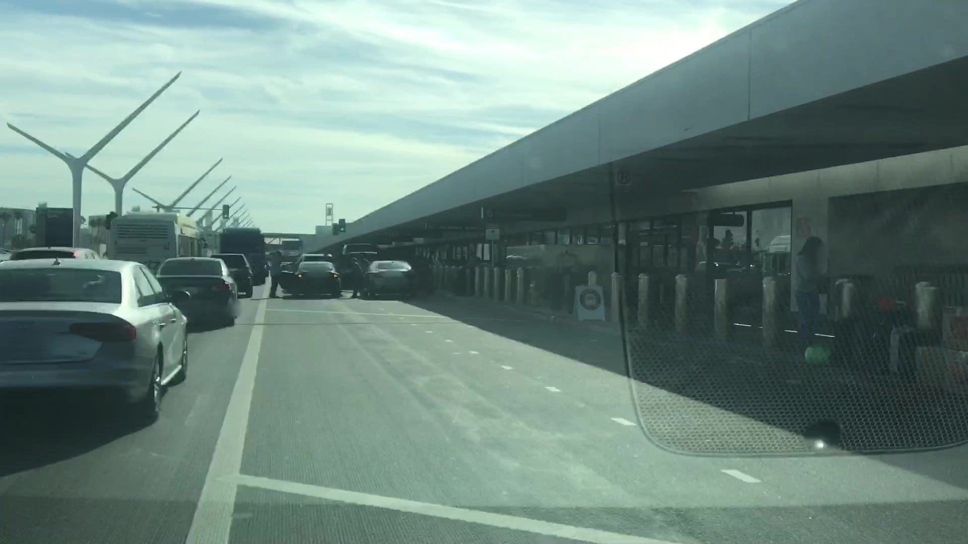 Street view near LAX Hotel Finder, El Segundo — © lvl5 (CC BY-SA · Mapillary)