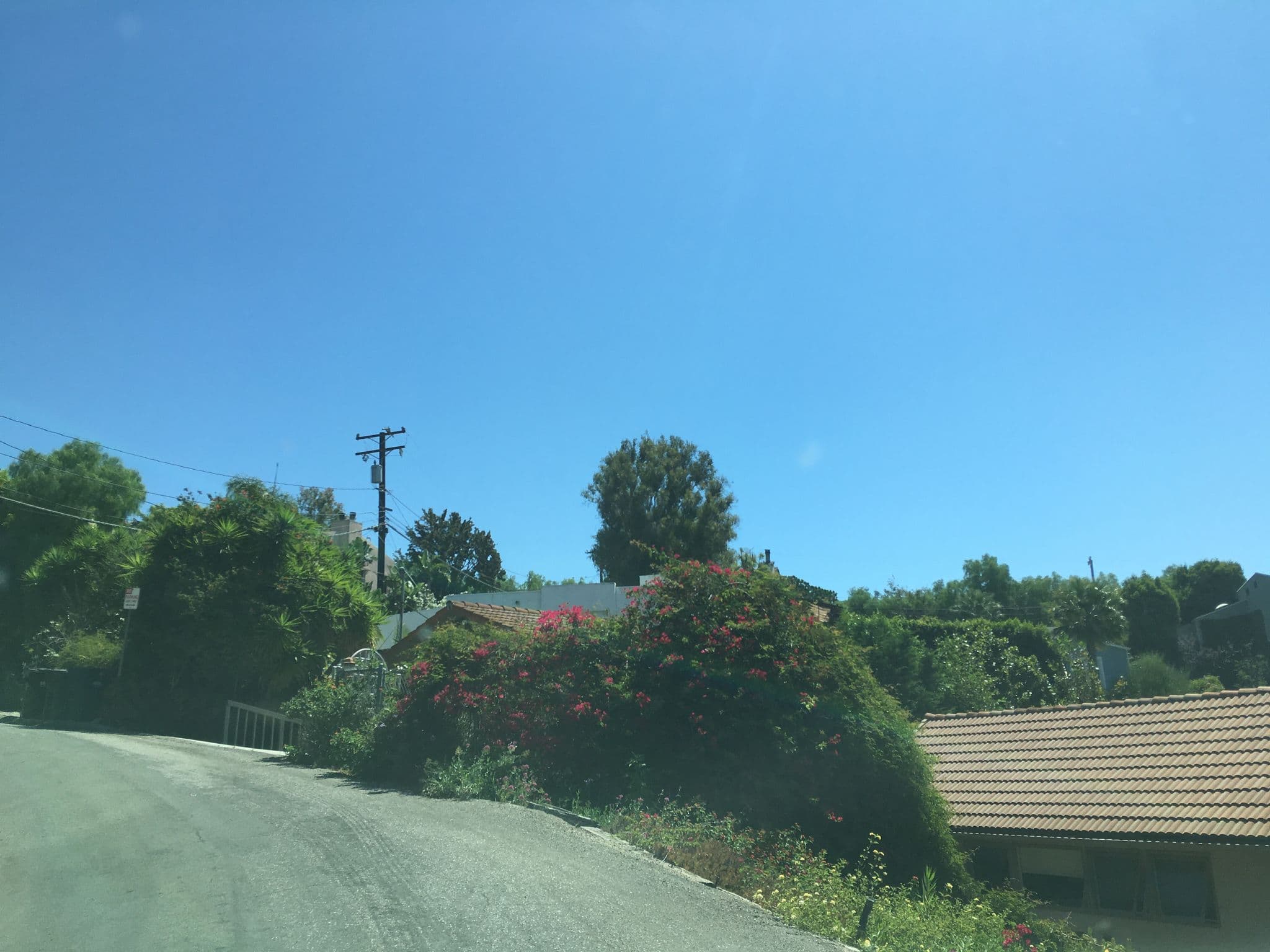 Street view near La Casa de la Nueva Vida, Malibu — © cscrivens (CC BY-SA · Mapillary)