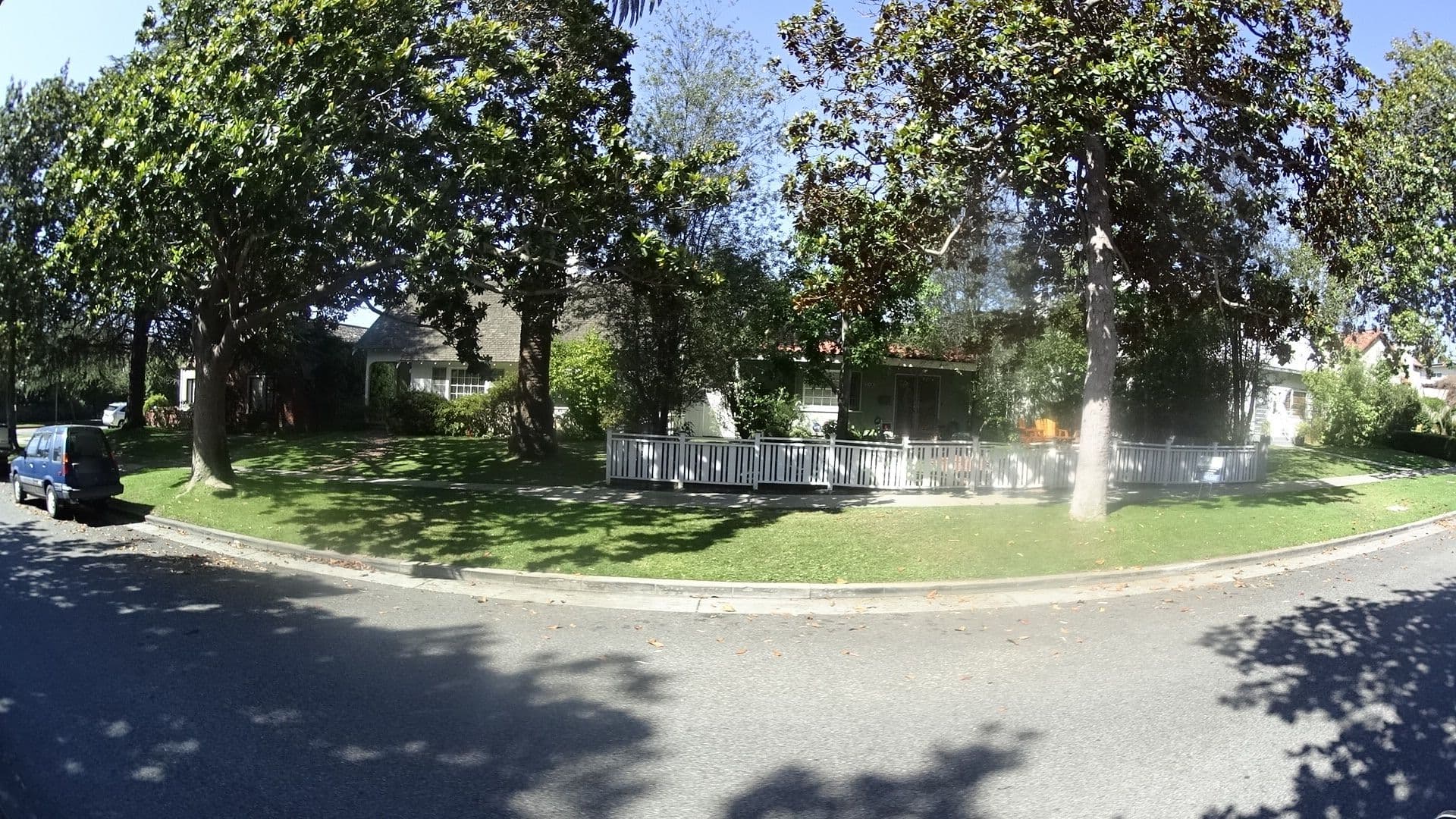 Street view near 548 11th Street Santa Monica CA, Santa Monica — © mly_la (CC BY-SA · Mapillary)