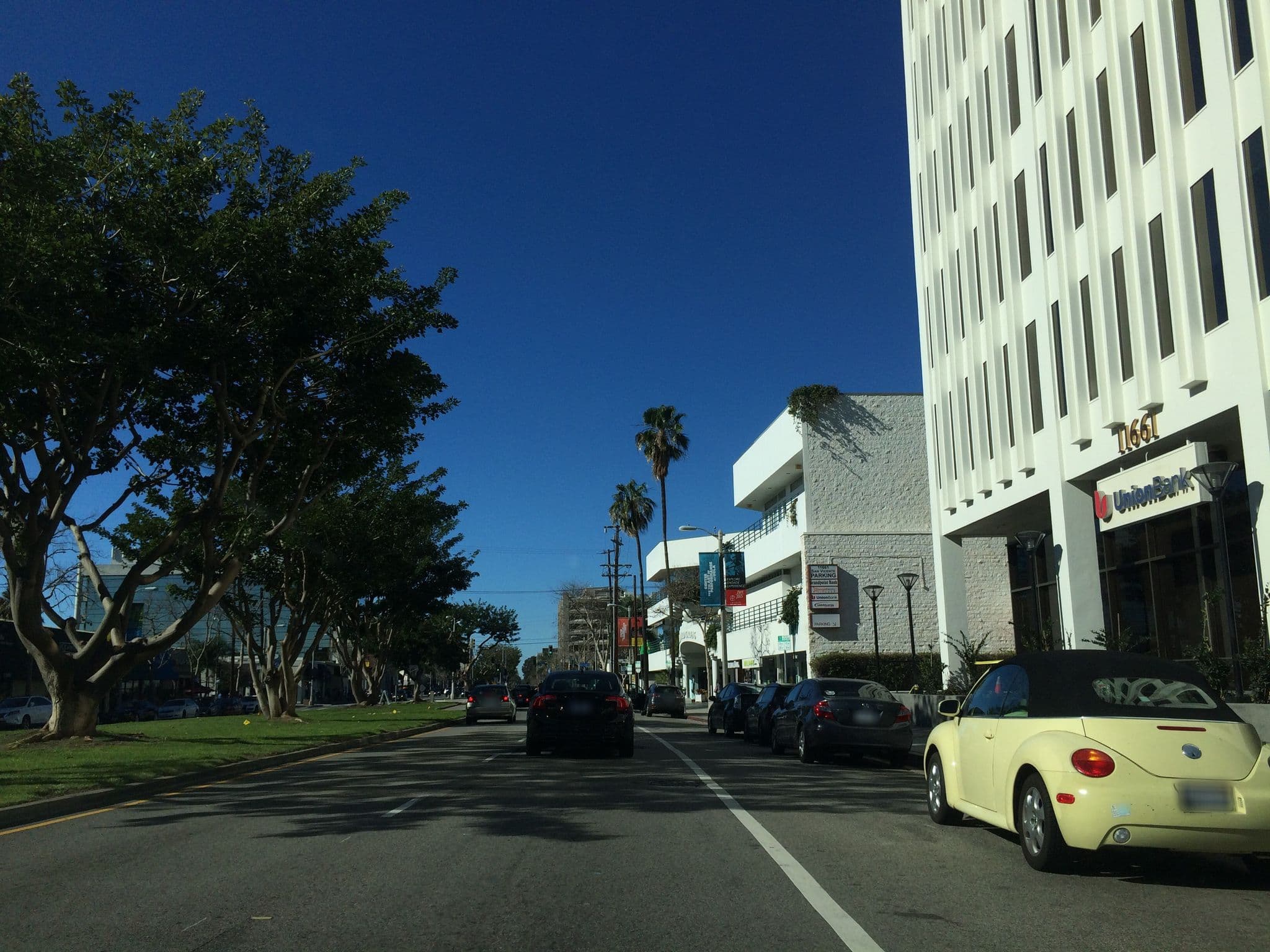 Street view near Select Suites, Sawtelle — © gyllen (CC BY-SA · Mapillary)