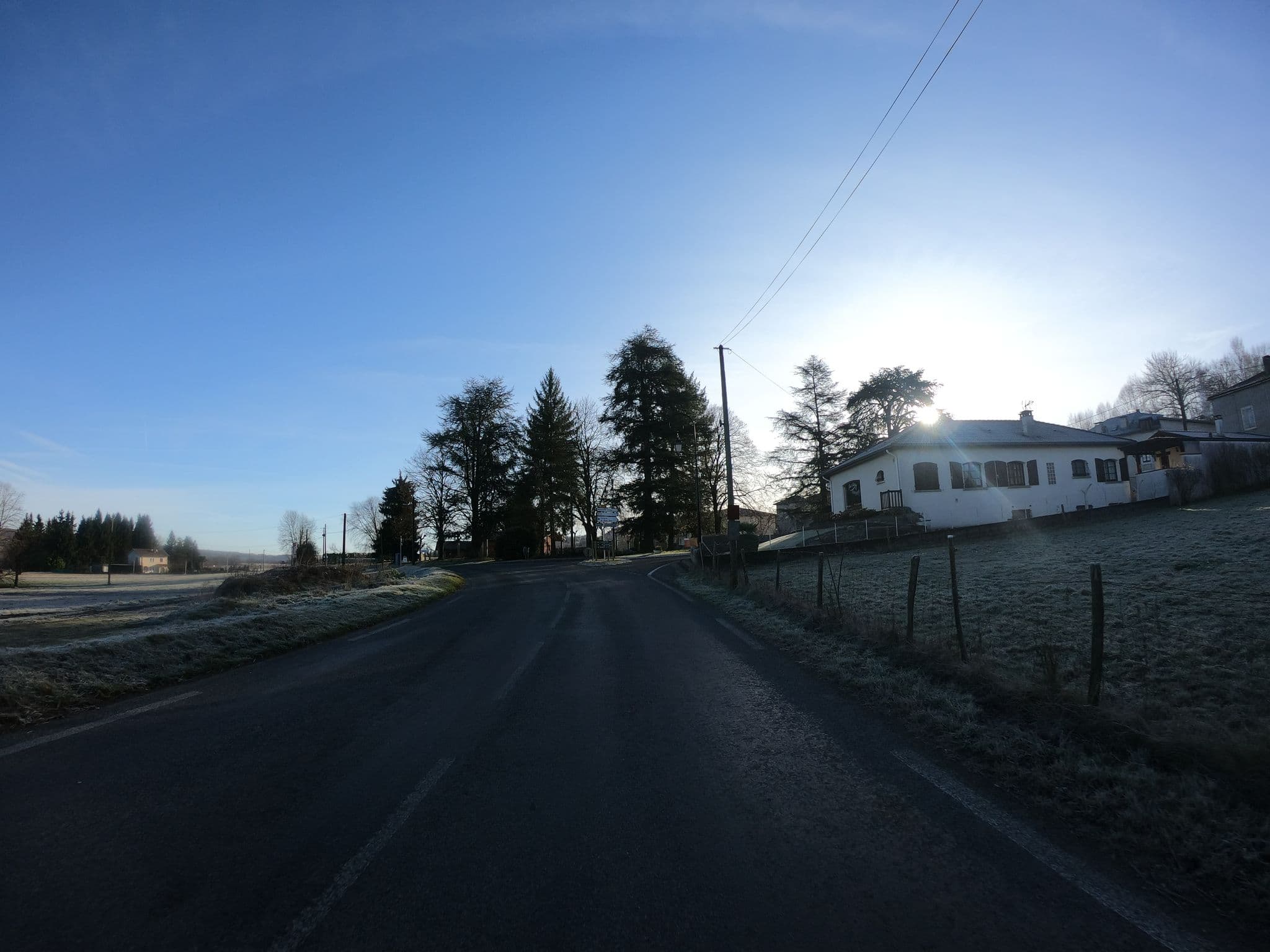 Street view near Le Relais du Castera, Montréjeau — © joostjakob (CC BY-SA · Mapillary)