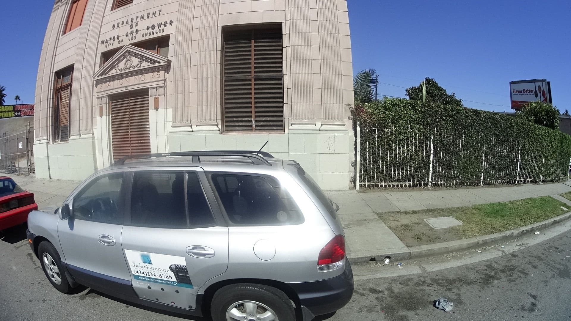Street view near Galaxy Motel, Vermont Square — © mly_la (CC BY-SA · Mapillary)