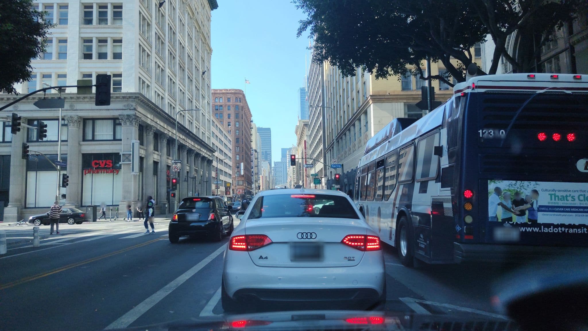 Street view near Airbnb - Oscar&Michael, Los Angeles — © ekaxi (CC BY-SA · Mapillary)