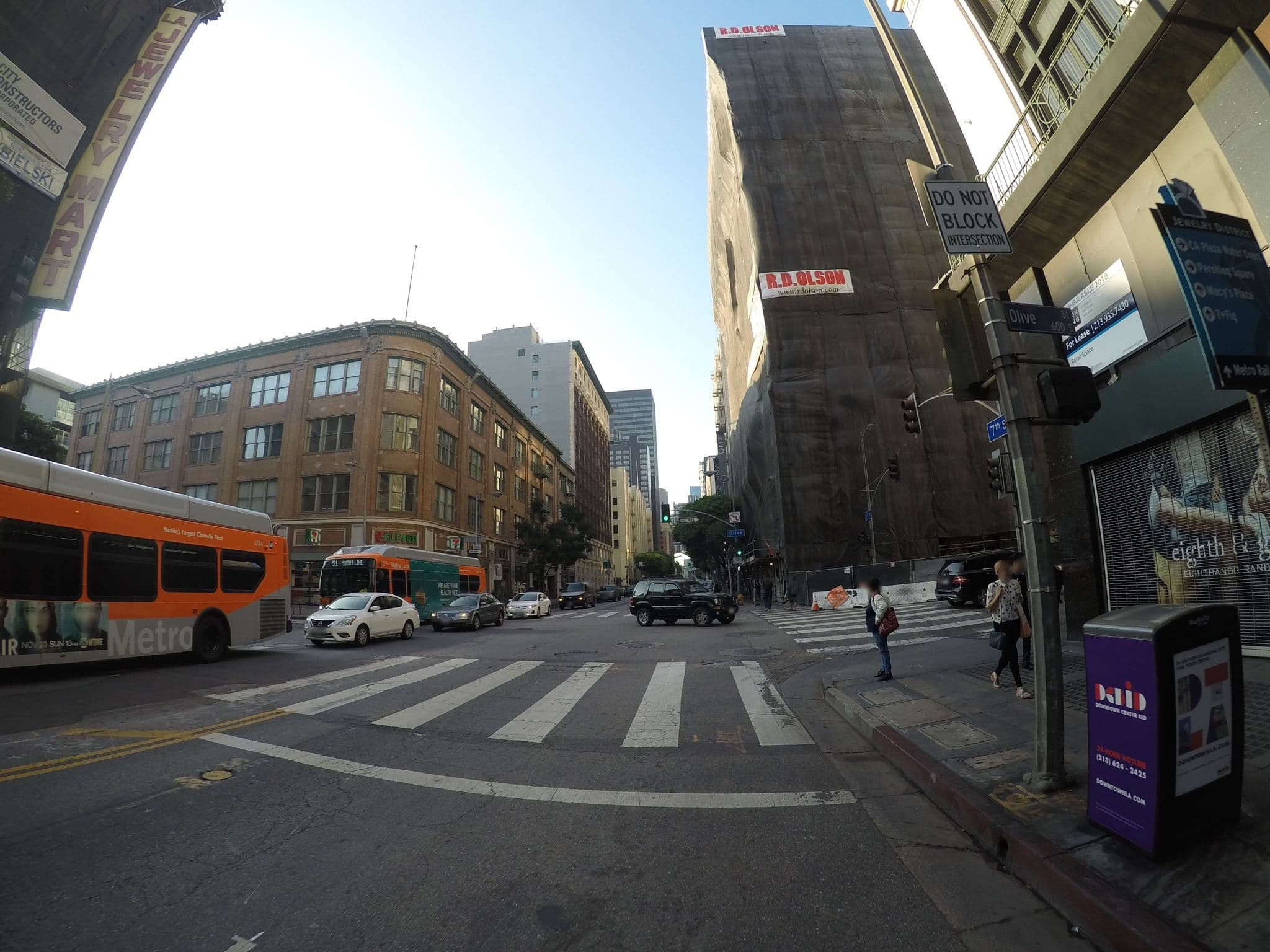 Street view near Athletic Club Suite, Los Angeles — © chrisbeddow (CC BY-SA · Mapillary)