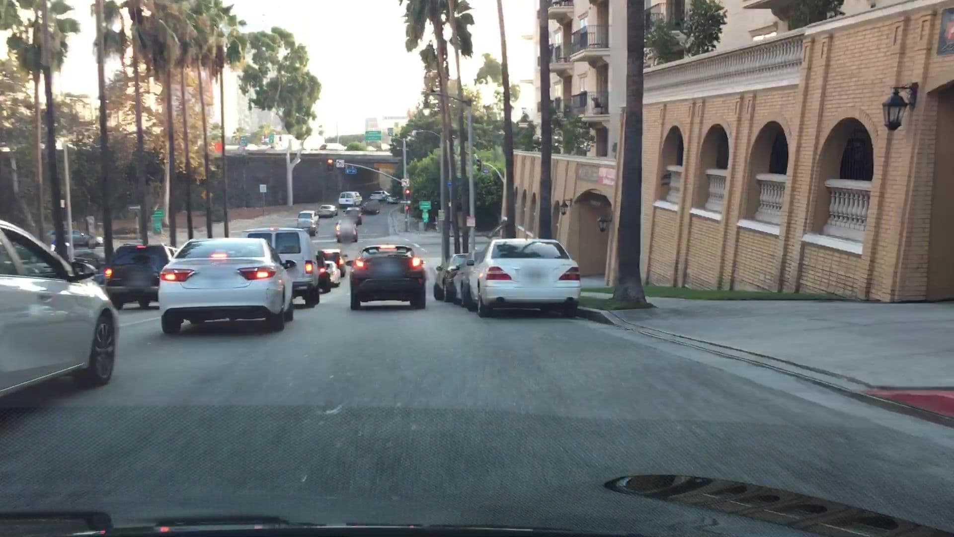 Street view near The Elvis Apartment, Los Angeles — © lvl5 (CC BY-SA · Mapillary)