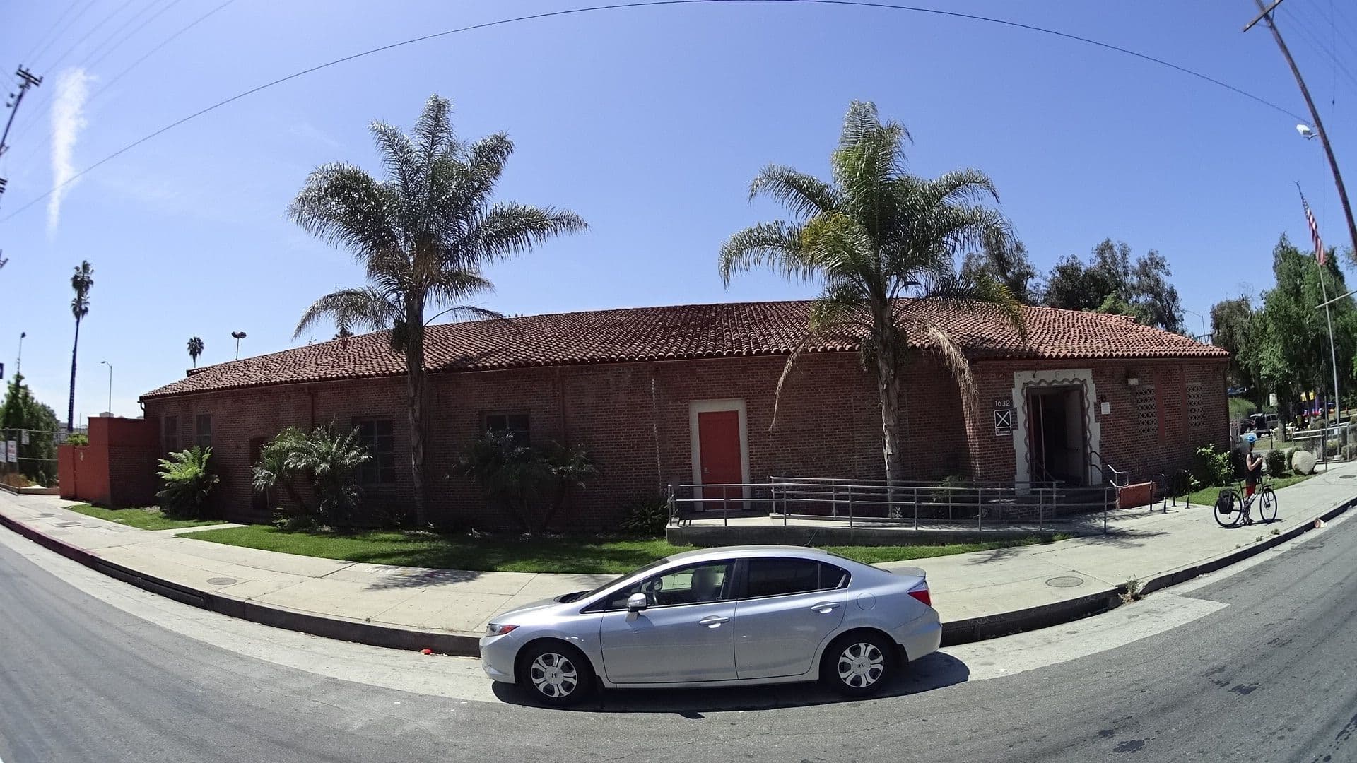 Street view near Calumet Cottages, Echo Park — © mly_la (CC BY-SA · Mapillary)