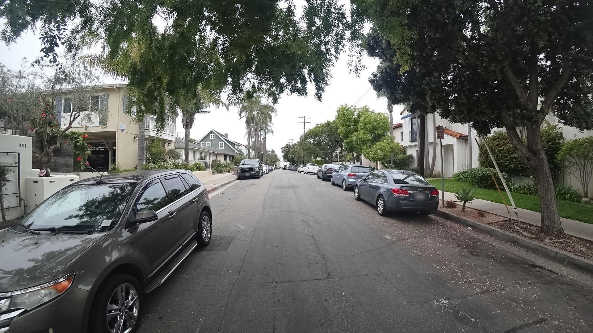 Street view near Clawlyssa's, Santa Barbara — © marker_geo (CC BY-SA · Mapillary)