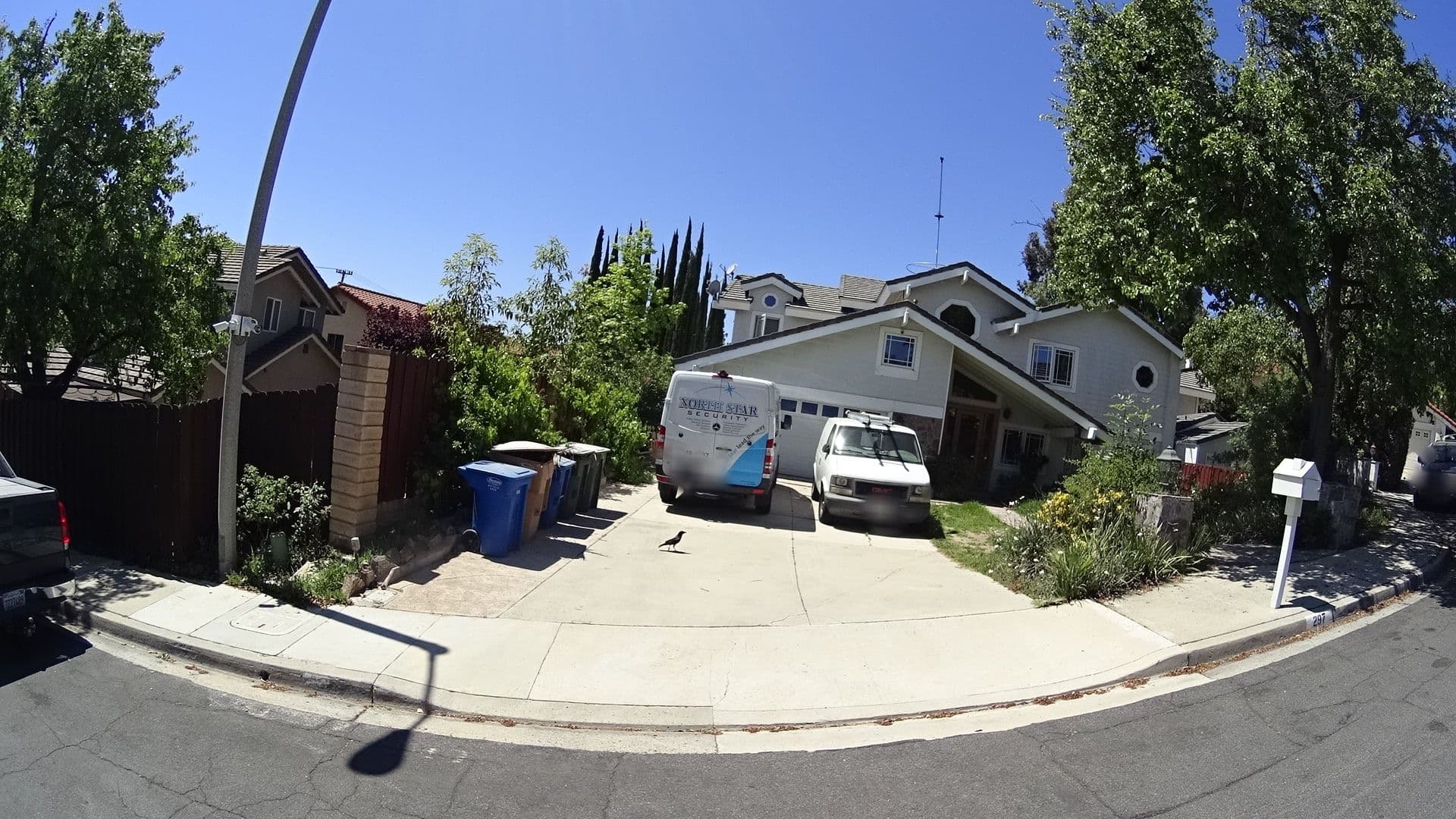 Street view near Deluxe Pool Party, Casa Conejo — © marker_geo (CC BY-SA · Mapillary)