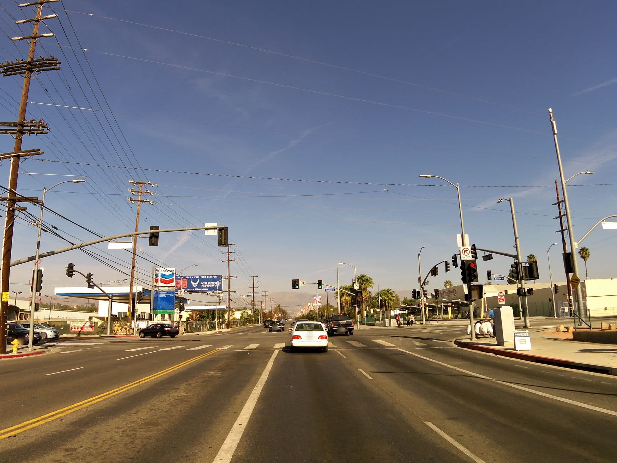 Street view near Raddison Hotel - Chatsworth, Canoga Park — © andrewsnow (CC BY-SA · Mapillary)