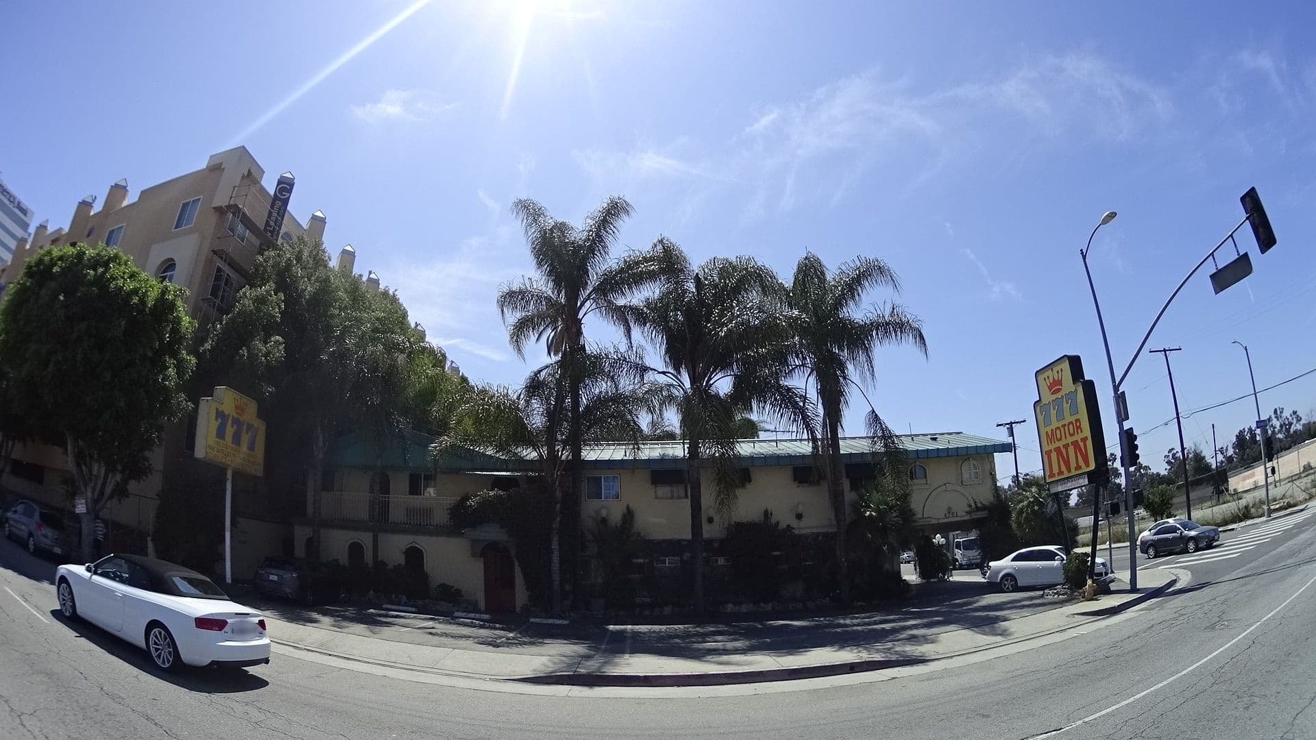 Street view near 777 Motor Inn, Sherman Oaks — © mly_la (CC BY-SA · Mapillary)