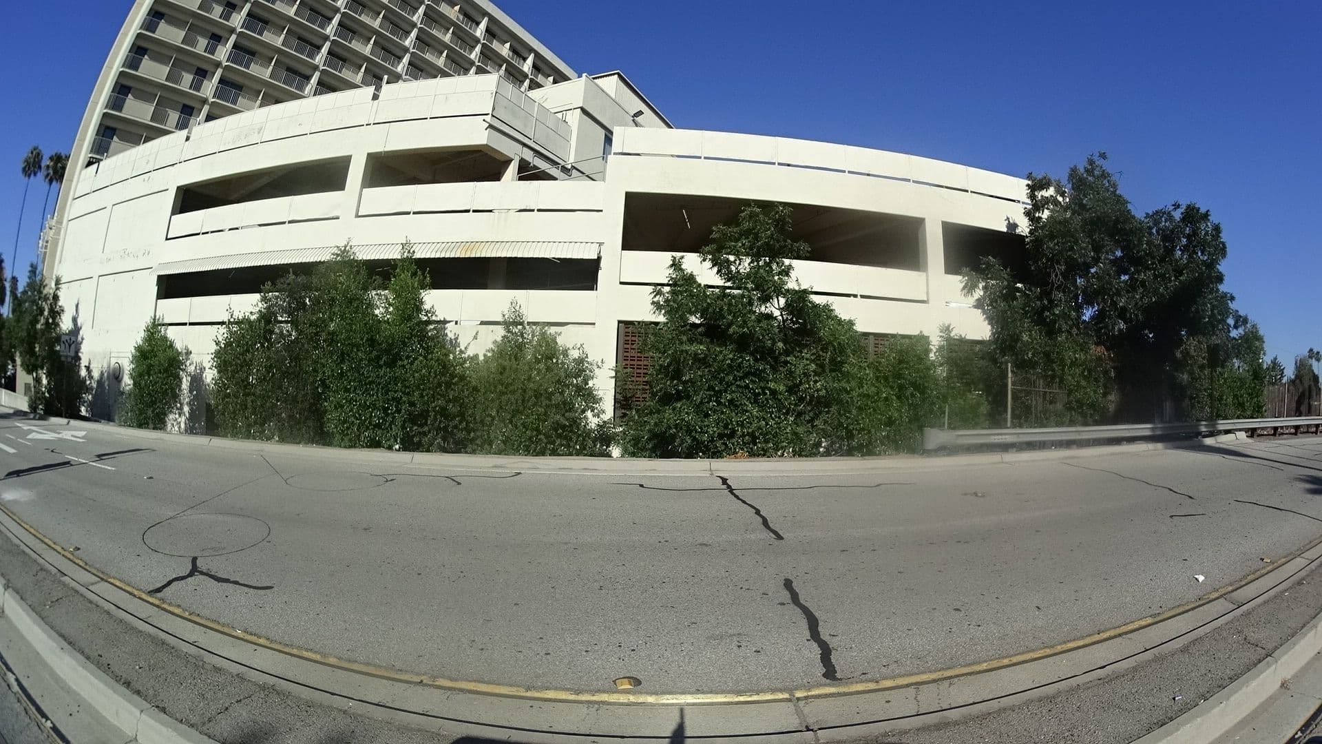 Street view near Courtyard Room 903, Sherman Oaks — © mly_la (CC BY-SA · Mapillary)