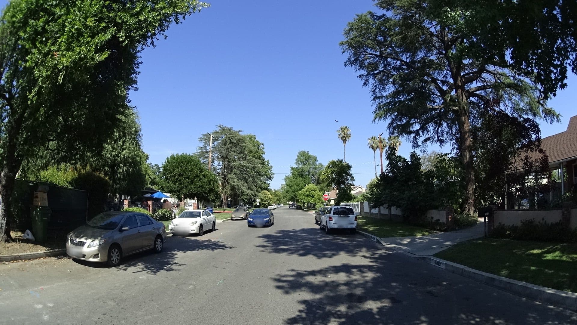 Street view near Palace Of Roses B & B, Sherman Oaks — © mly_la (CC BY-SA · Mapillary)