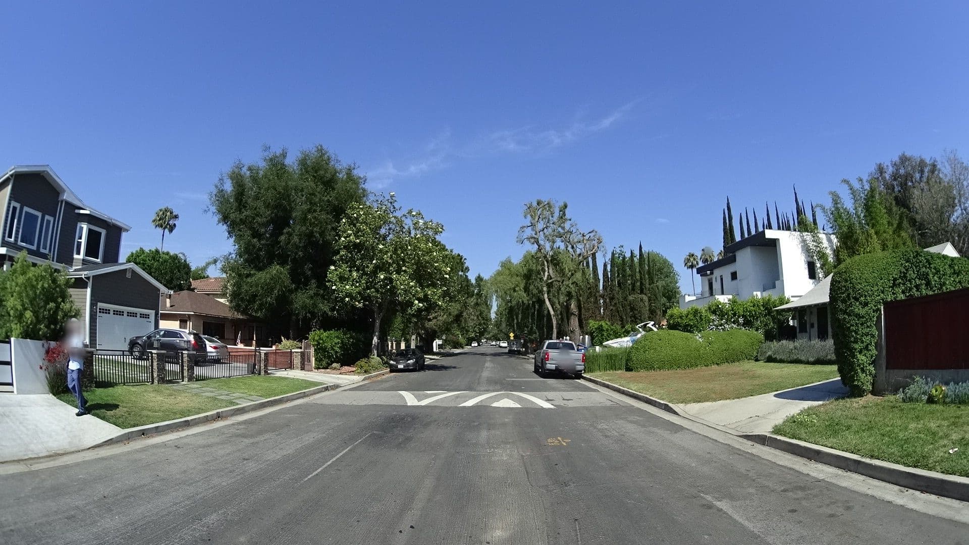 Street view near The Huston House, Sherman Oaks — © mly_la (CC BY-SA · Mapillary)