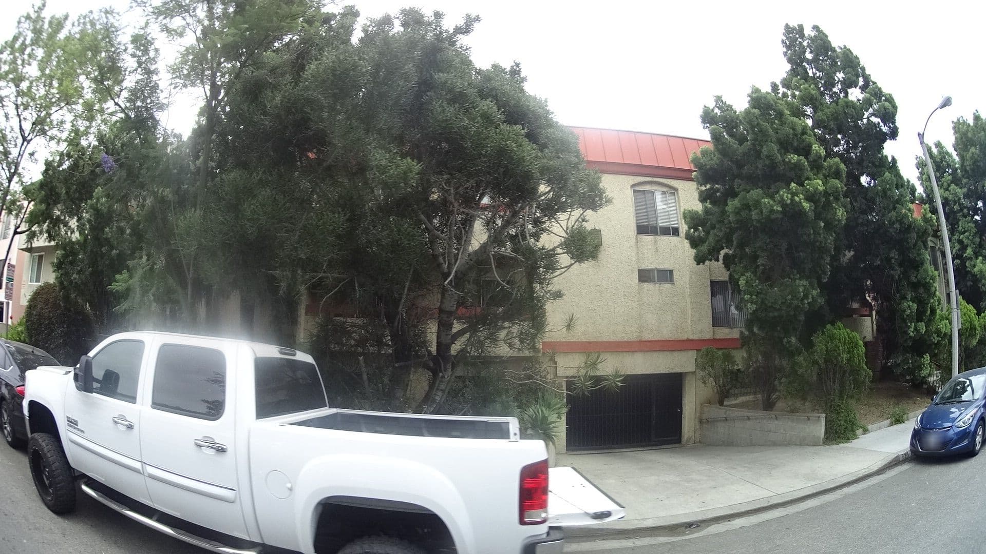 Street view near Jaffe's Apartamento, Hollywood — © mly_la (CC BY-SA · Mapillary)