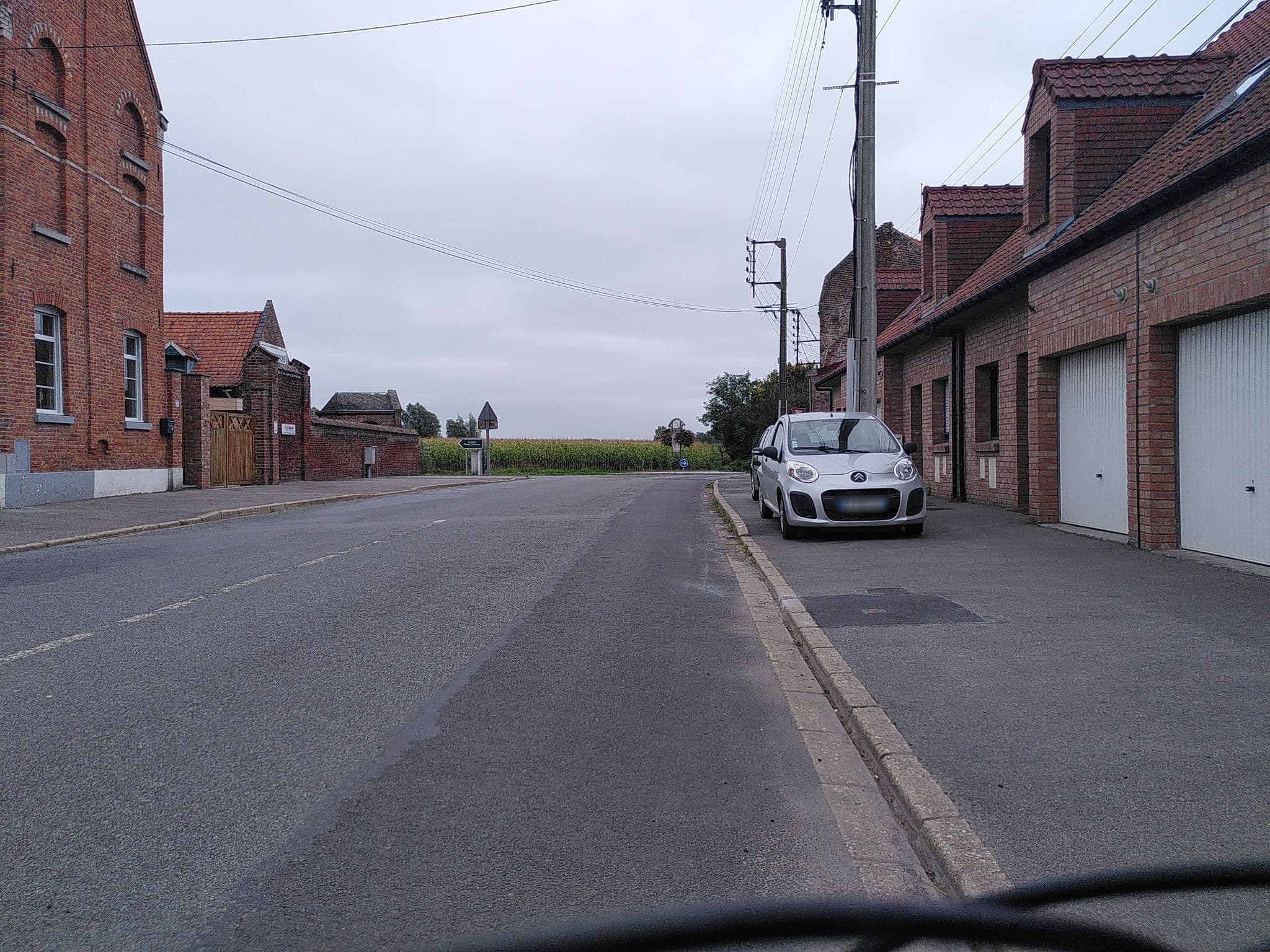 Street view near La Ceriseraie, Laventie — © razanur (CC BY-SA · Mapillary)